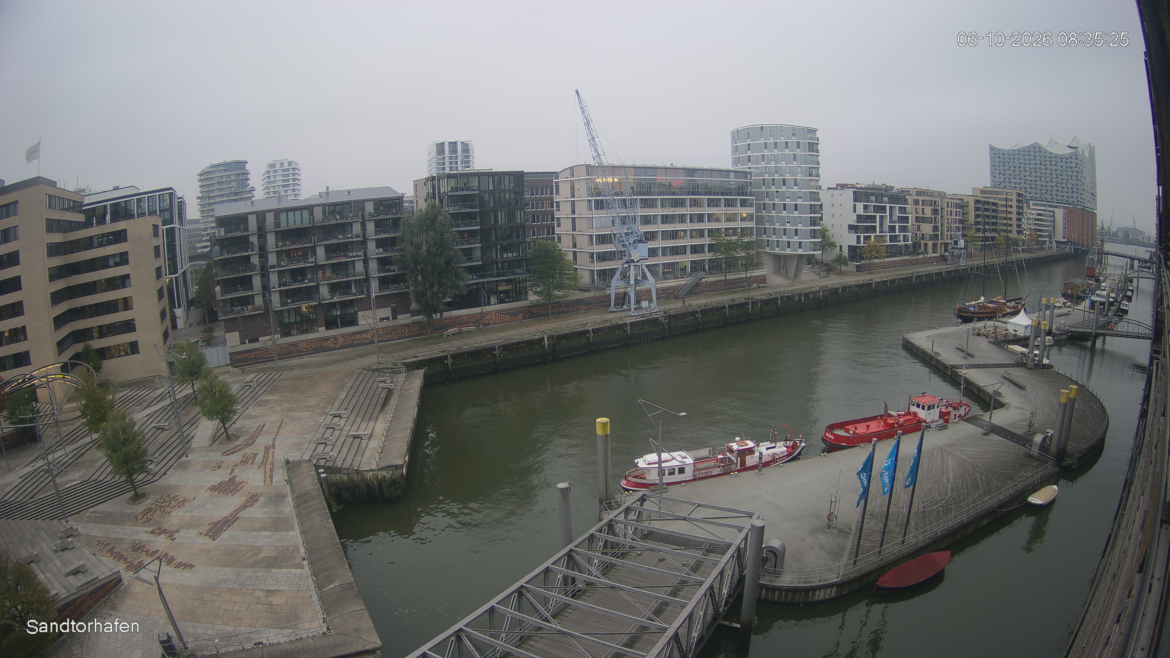 Archiv Foto Webcam Hamburg: HafenCity und Elbphilharmonie