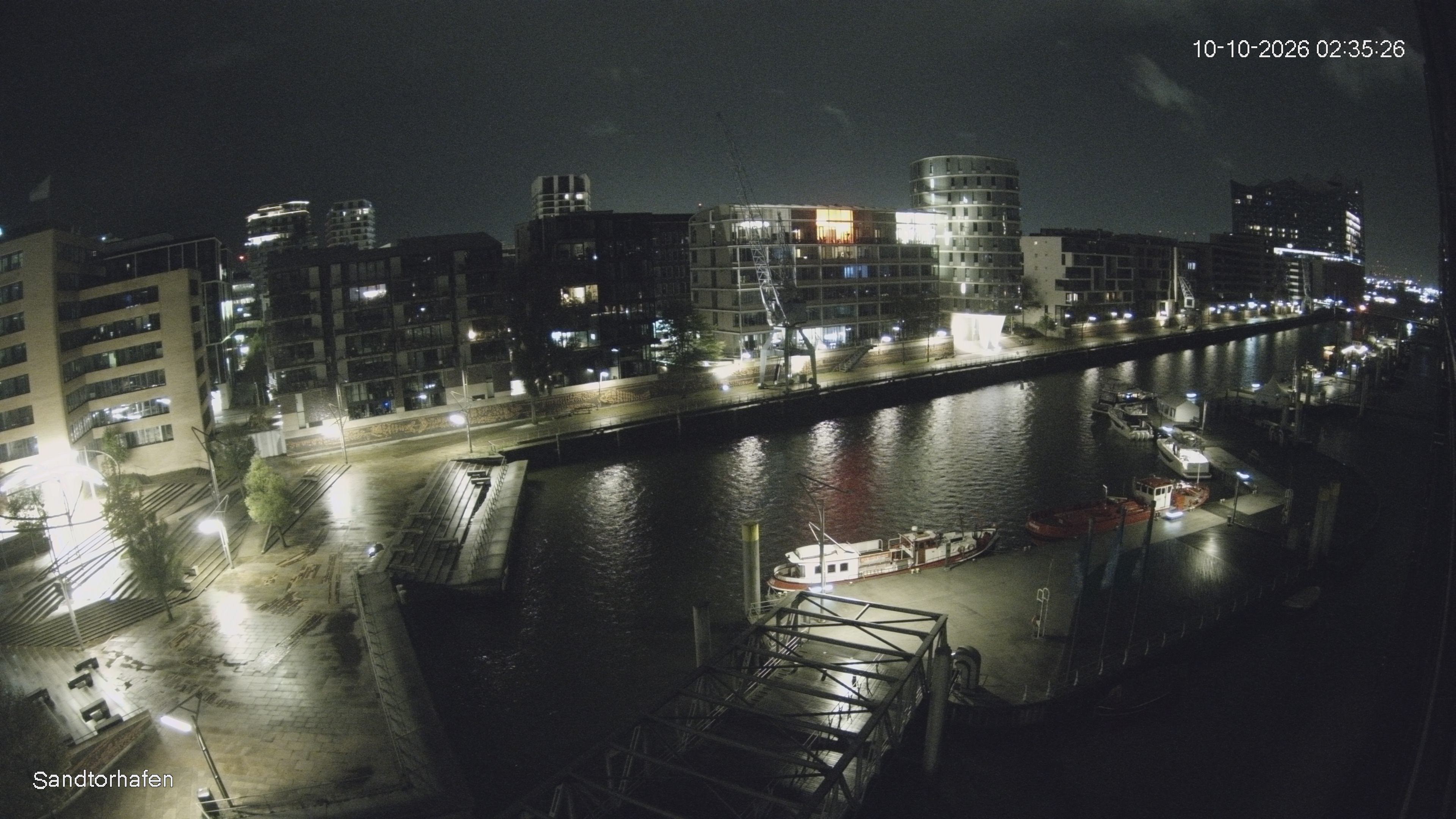 Archiv Foto Webcam Hamburg: HafenCity und Elbphilharmonie