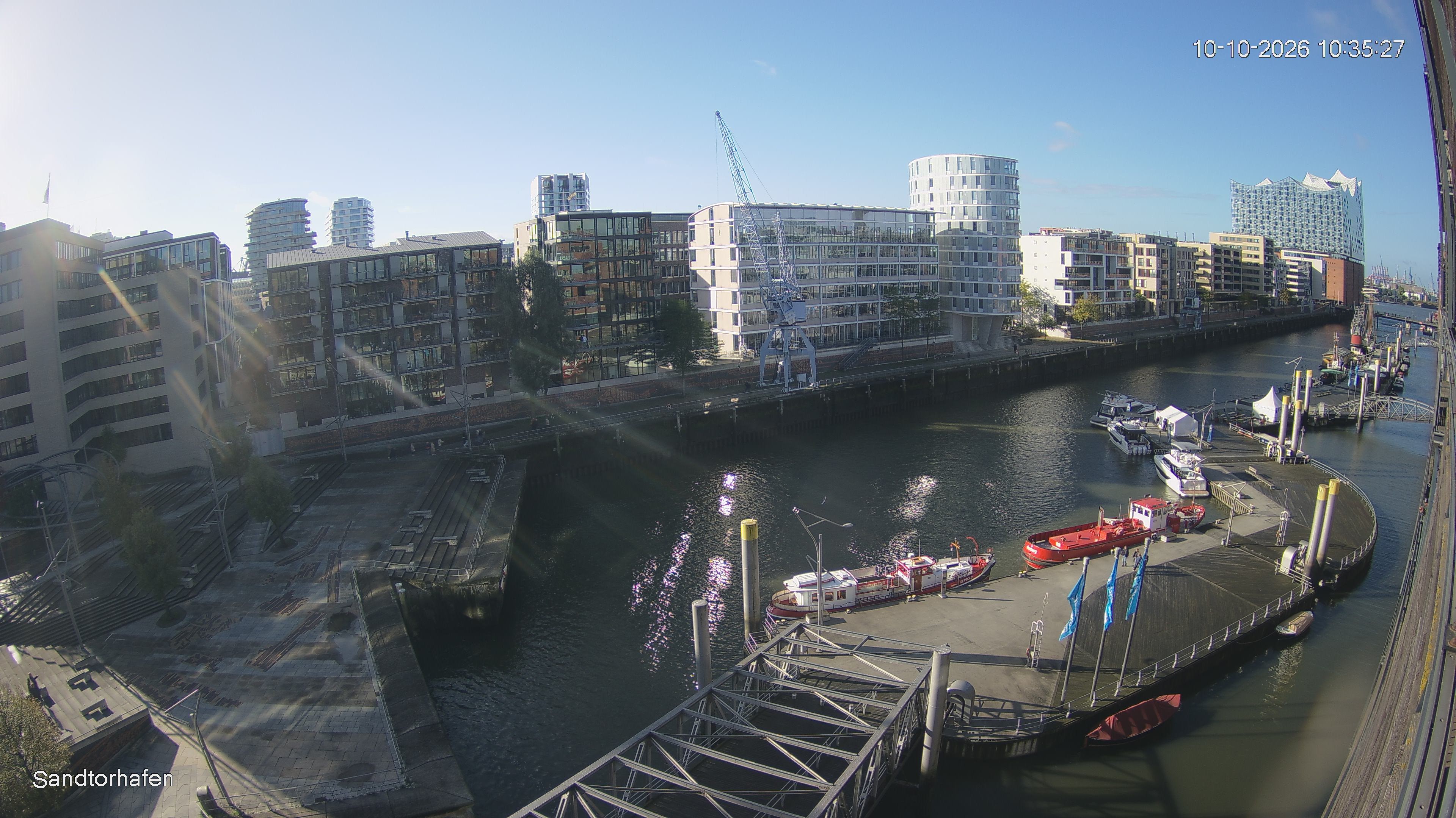 Archived image Webcam Harbour Hall Hamburg