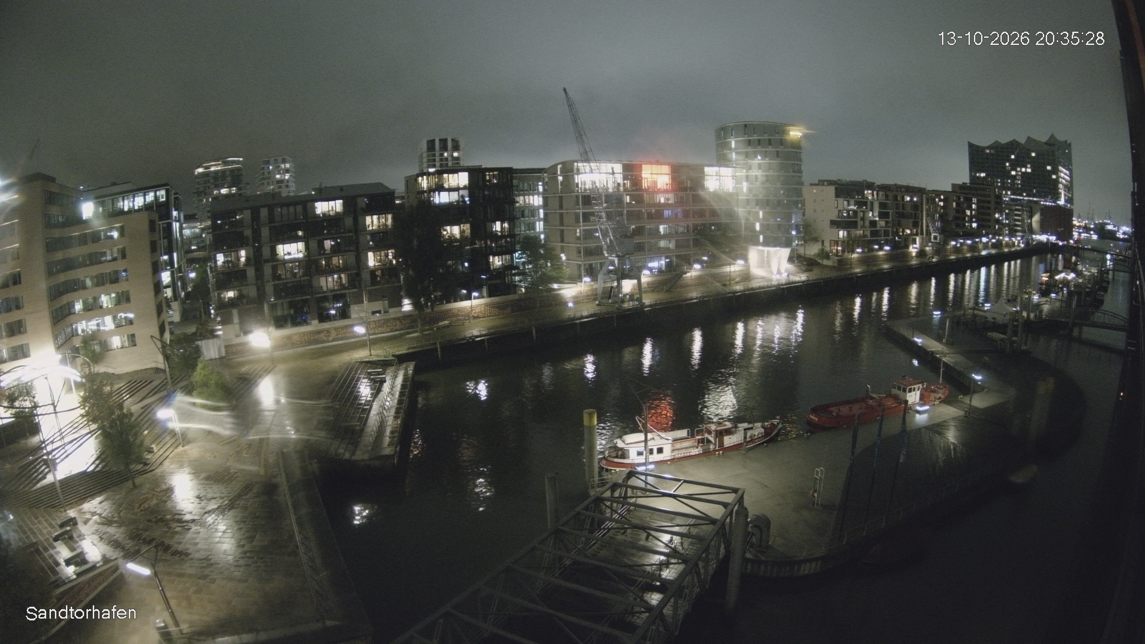 Archiv Foto Webcam Hamburg: HafenCity und Elbphilharmonie
