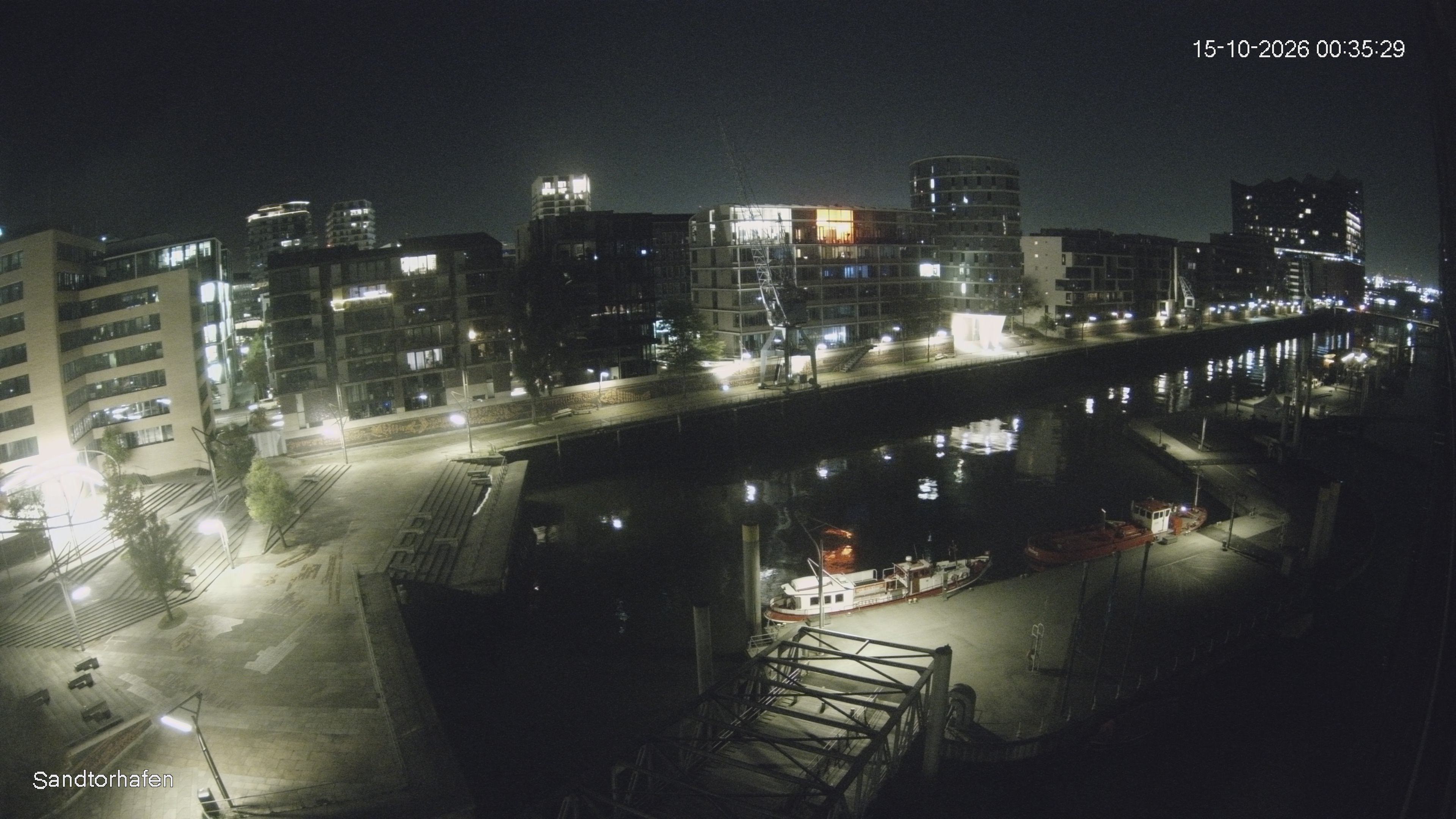 Archived image Webcam Harbour Hall Hamburg