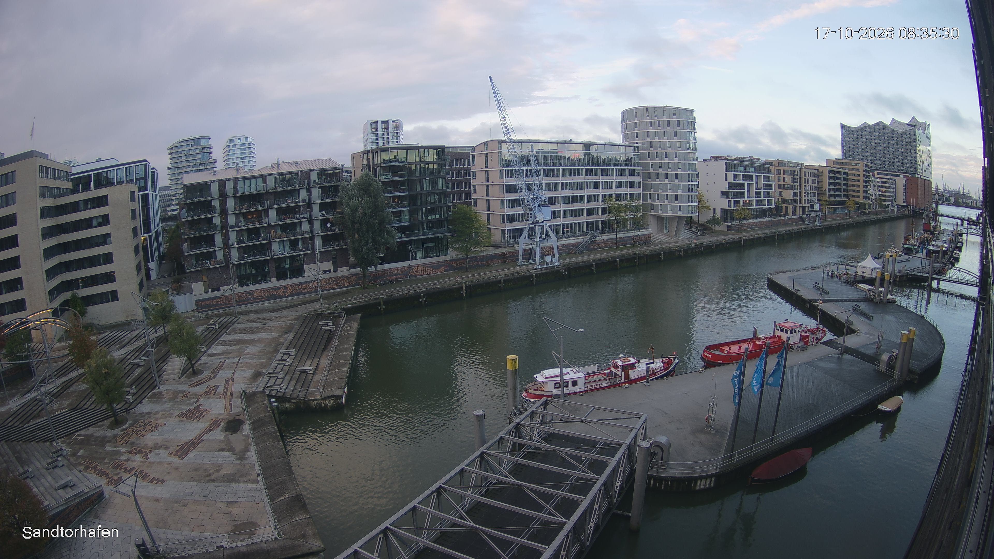 Archived image Webcam Harbour Hall Hamburg