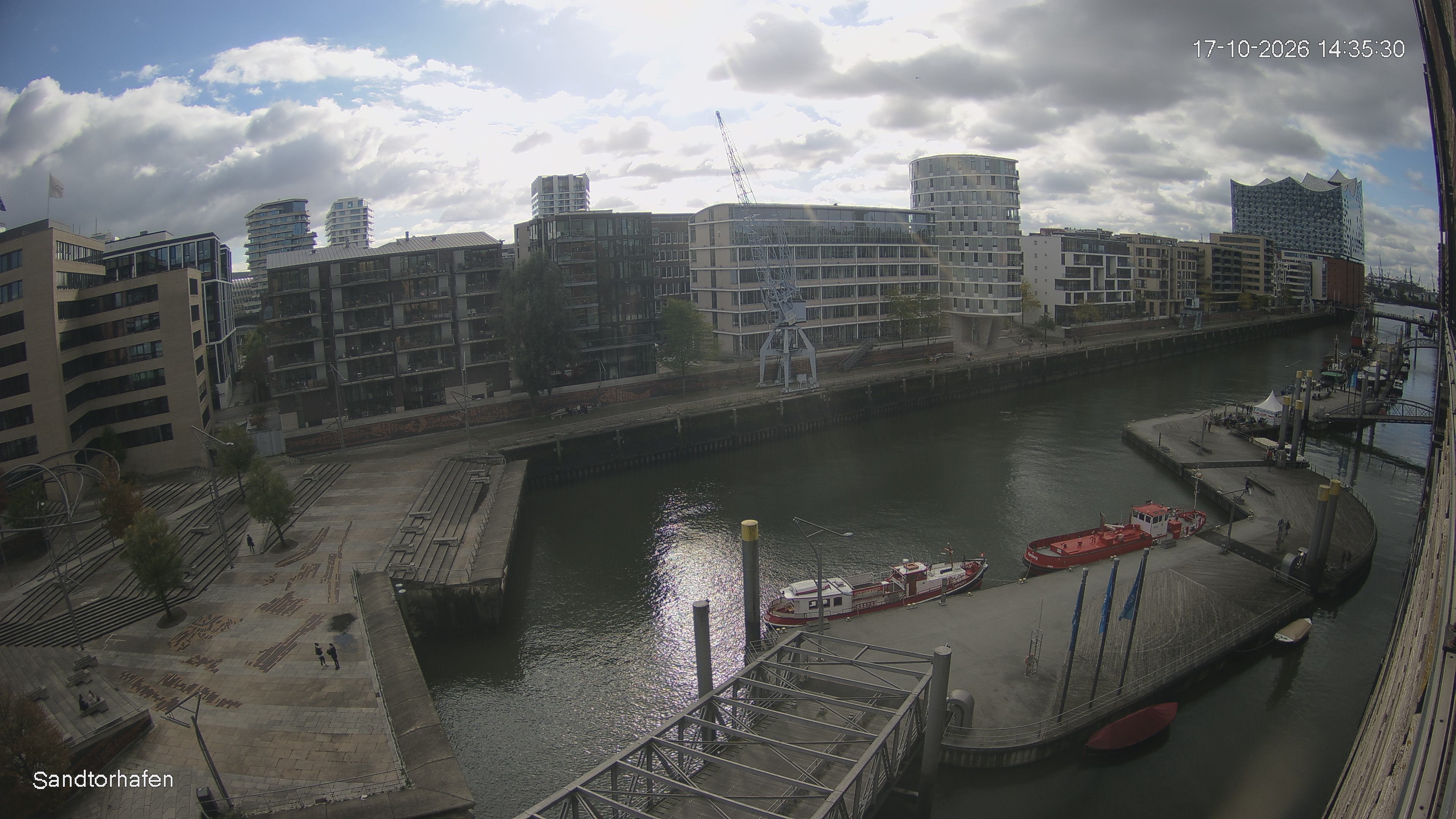 Archiv Foto Webcam Hamburg: HafenCity und Elbphilharmonie