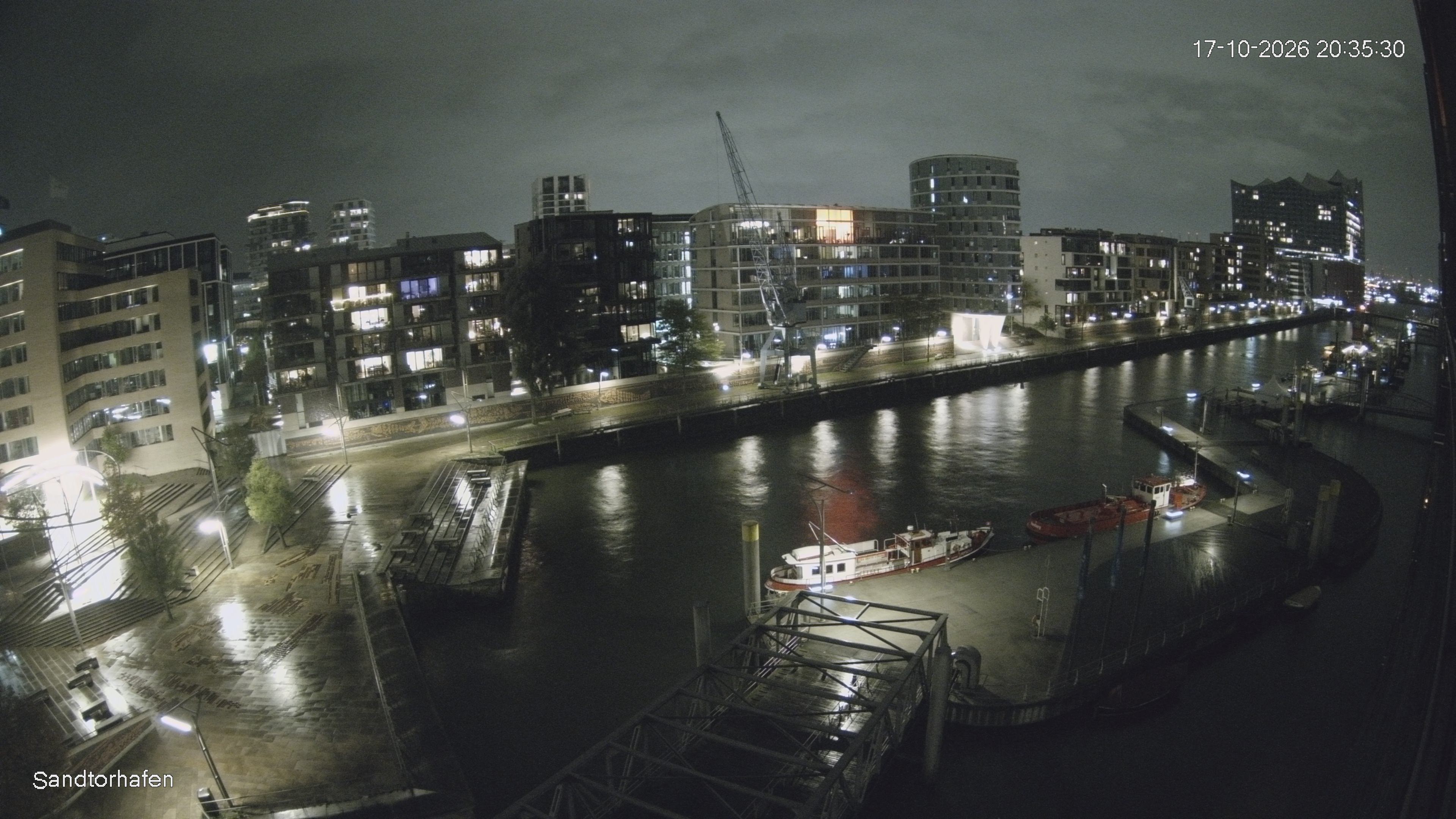 Archiv Foto Webcam Hamburg: HafenCity und Elbphilharmonie
