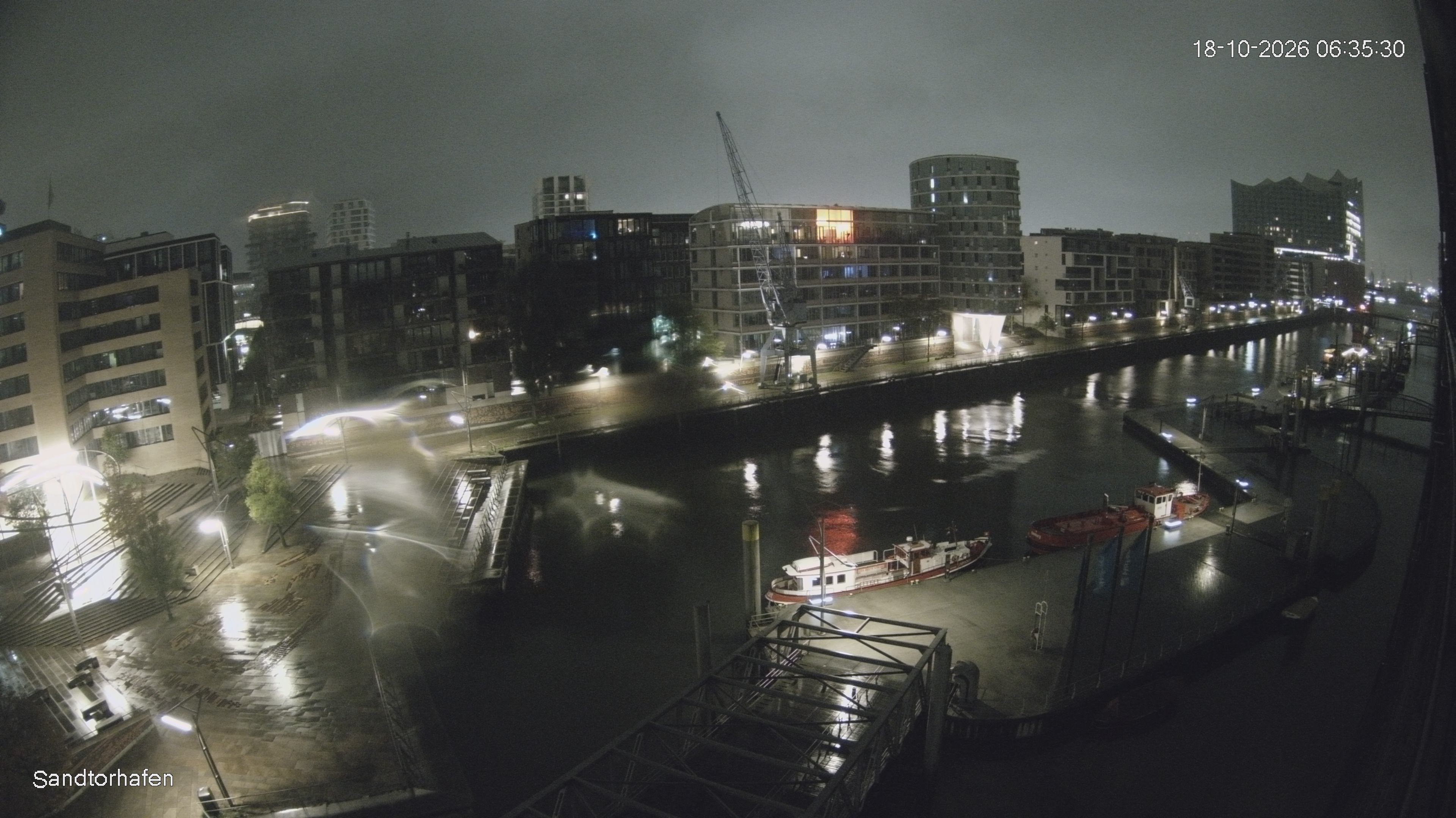 Archived image Webcam Harbour Hall Hamburg