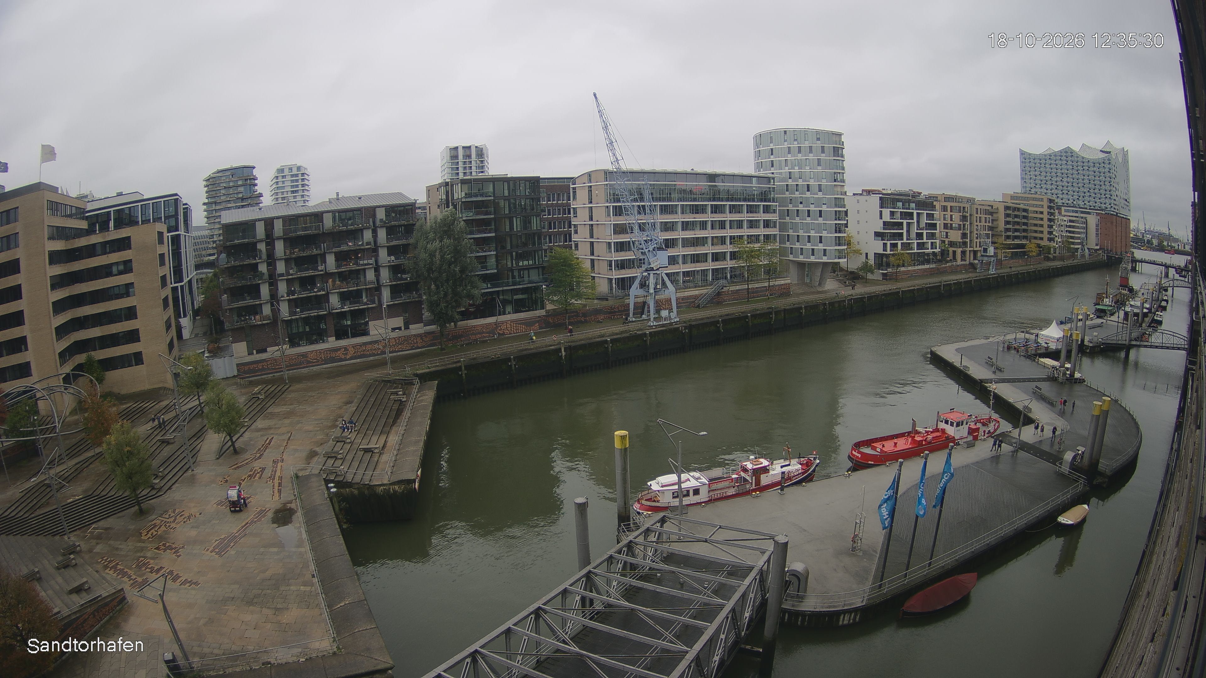Archiv Foto Webcam Hamburg: HafenCity und Elbphilharmonie