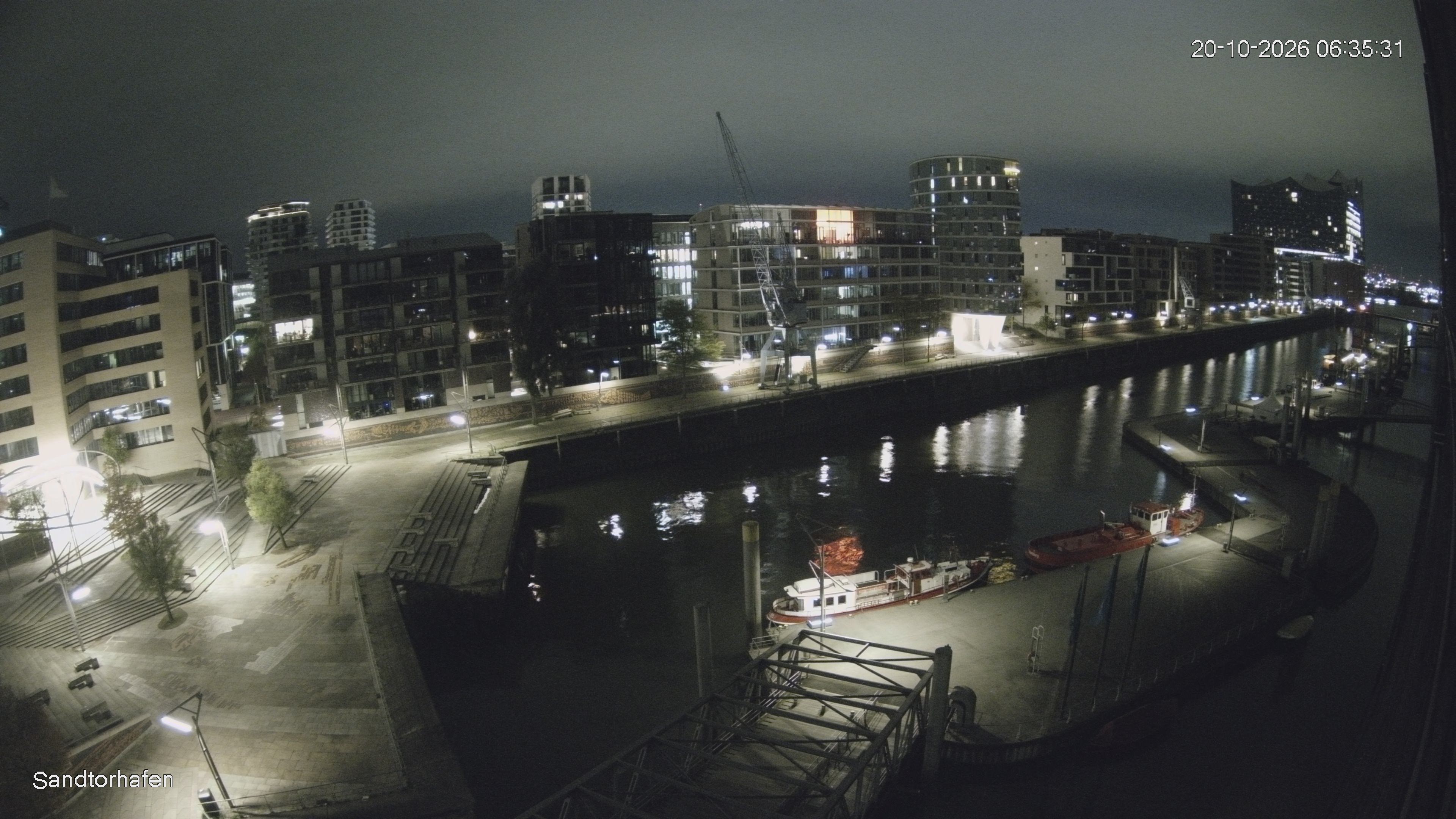 Archiv Foto Webcam Hamburg: HafenCity und Elbphilharmonie