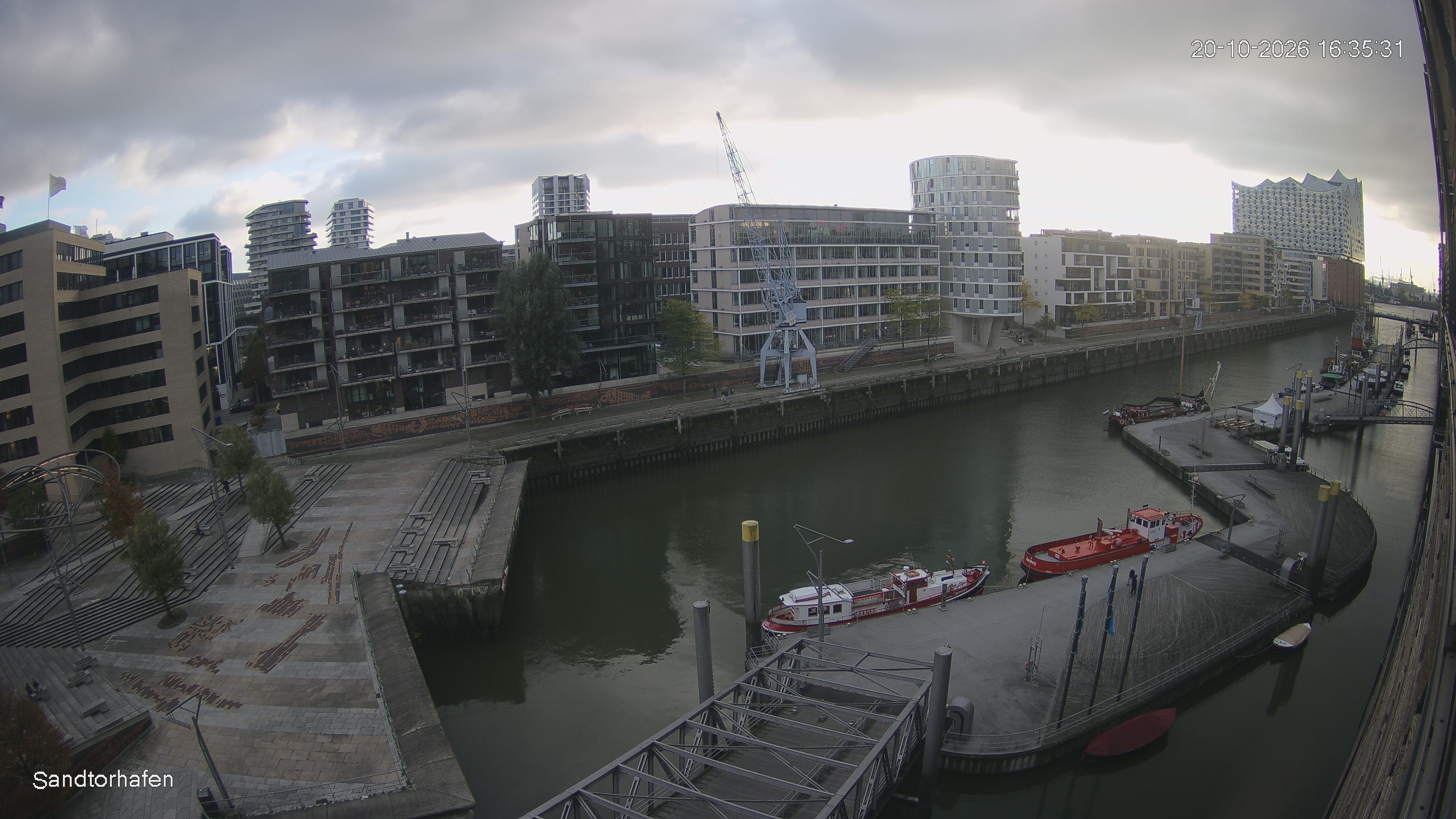 Archiv Foto Webcam Hamburg: HafenCity und Elbphilharmonie