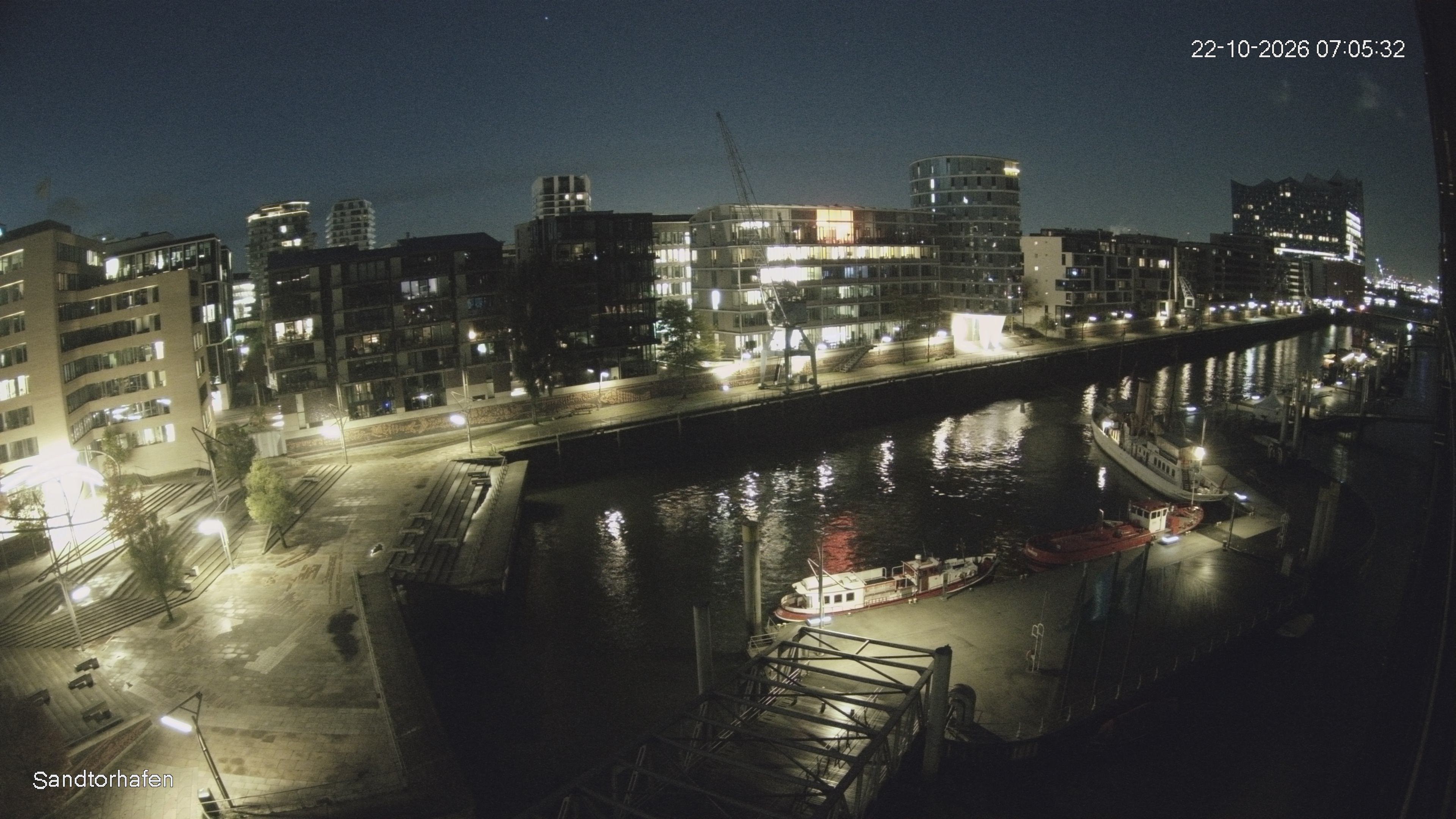 Archiv Foto Webcam Hamburg: HafenCity und Elbphilharmonie