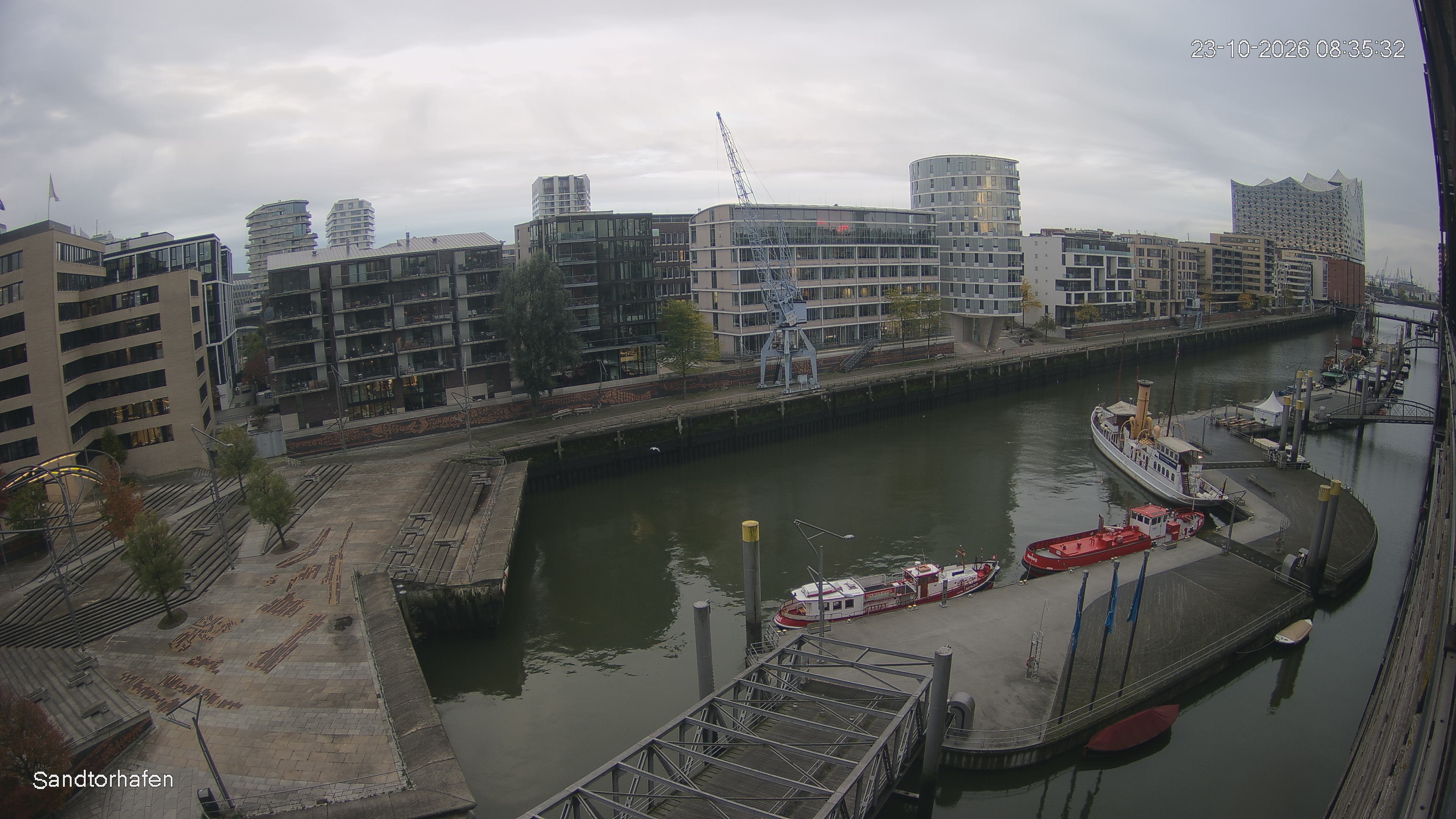 Archiv Foto Webcam Hamburg: HafenCity und Elbphilharmonie