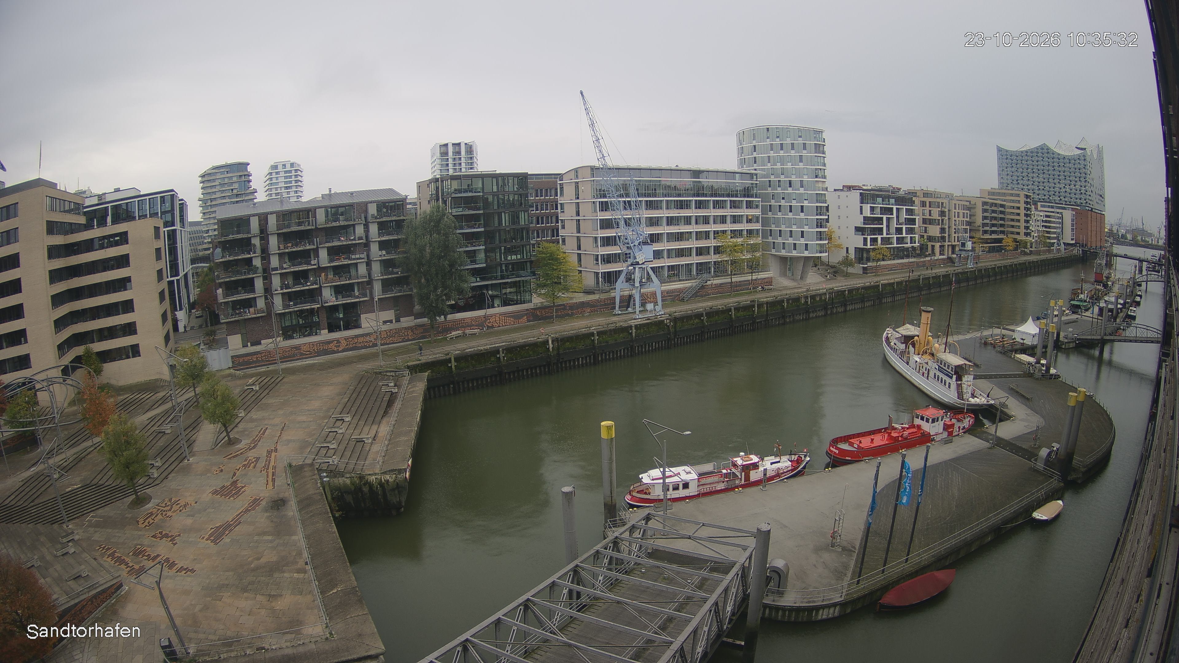 Archiv Foto Webcam Hamburg: HafenCity und Elbphilharmonie
