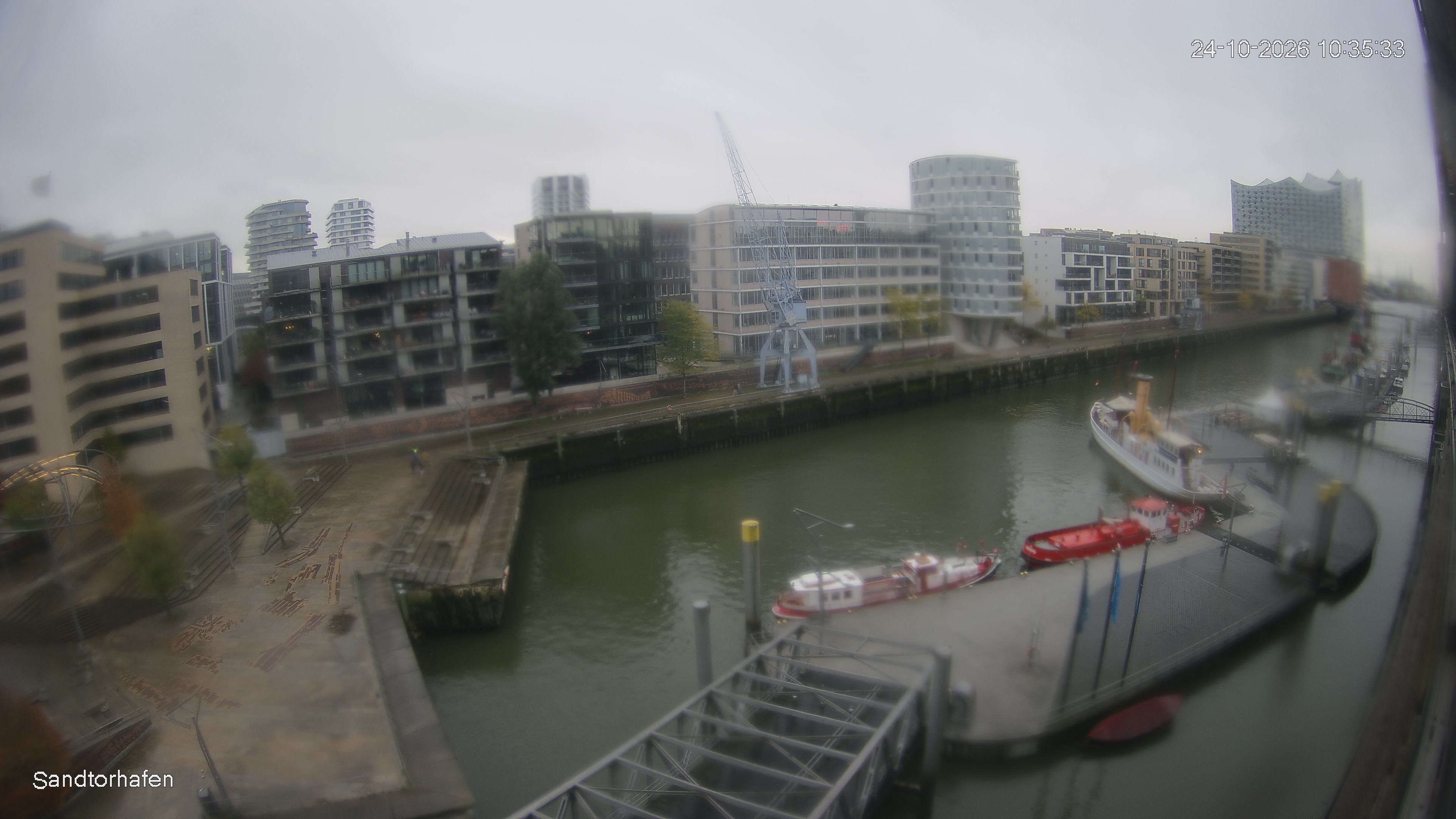 Archiv Foto Webcam Hamburg: HafenCity und Elbphilharmonie