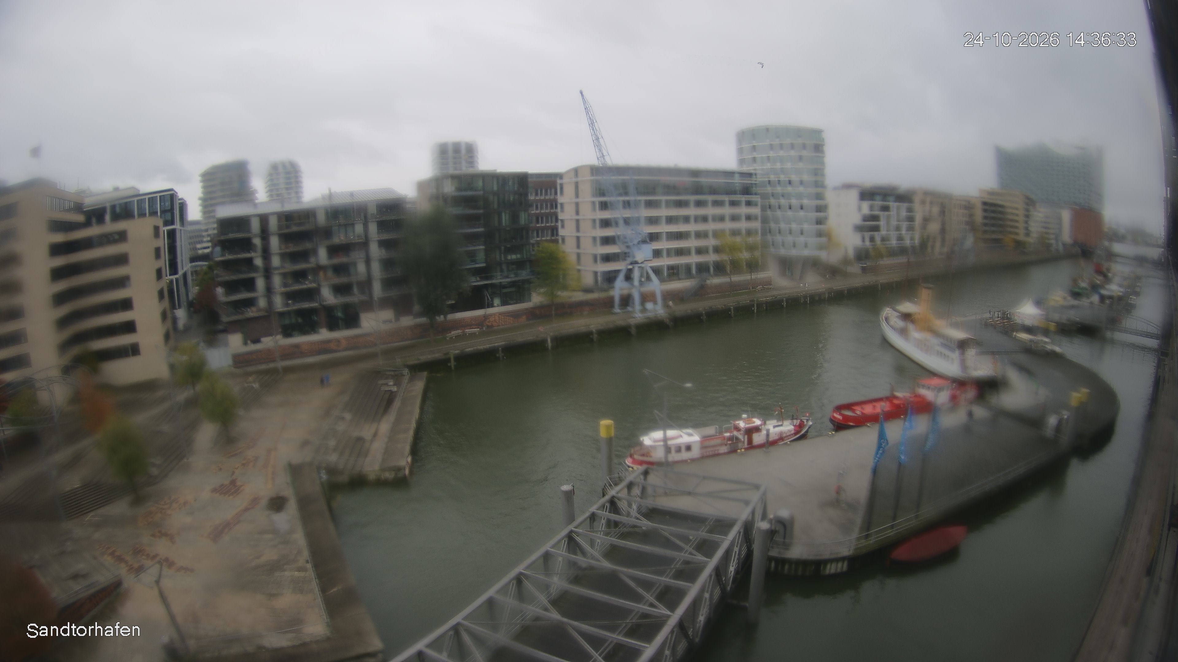 Archiv Foto Webcam Hamburg: HafenCity und Elbphilharmonie