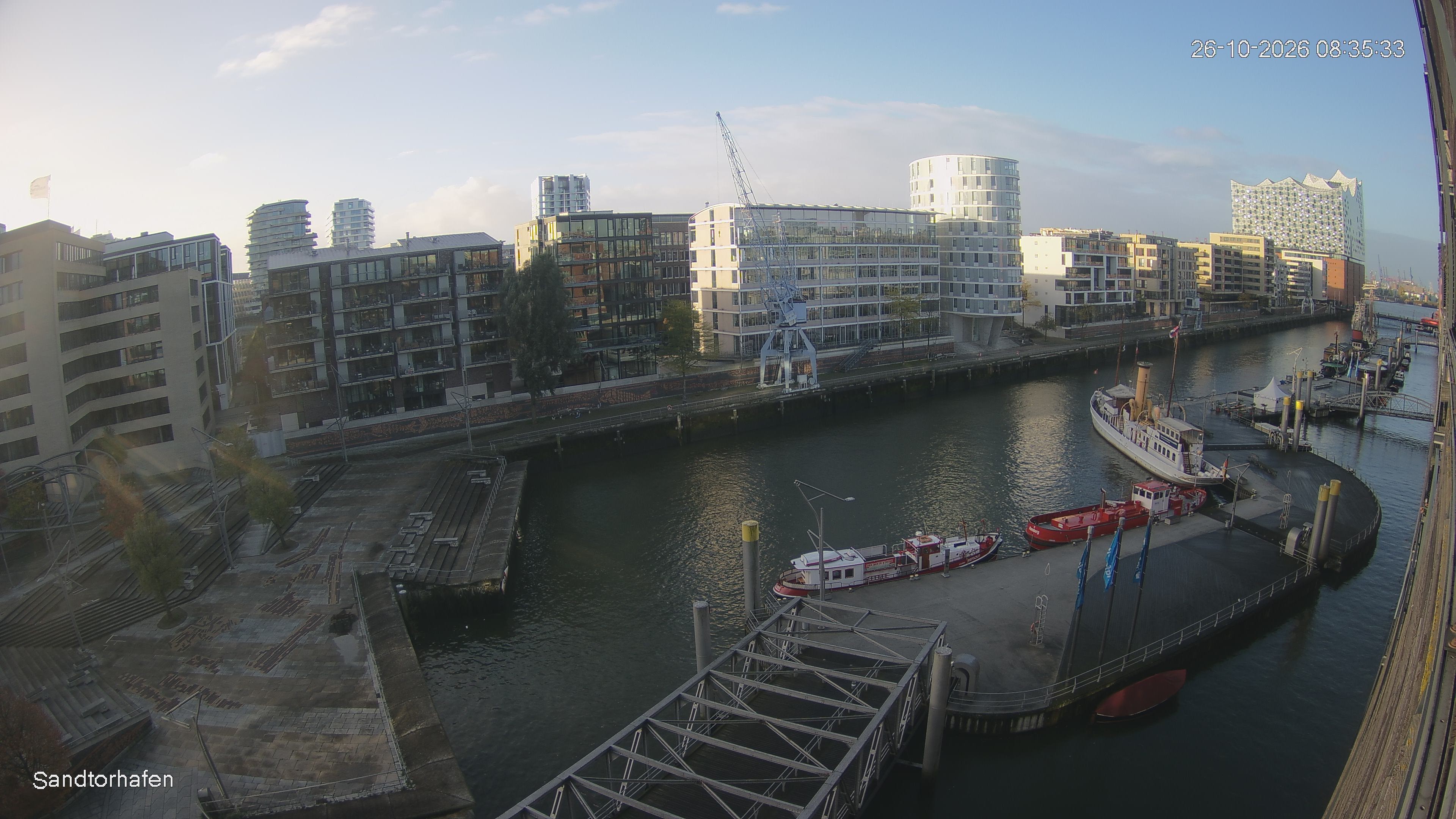 Archived image Webcam Harbour Hall Hamburg