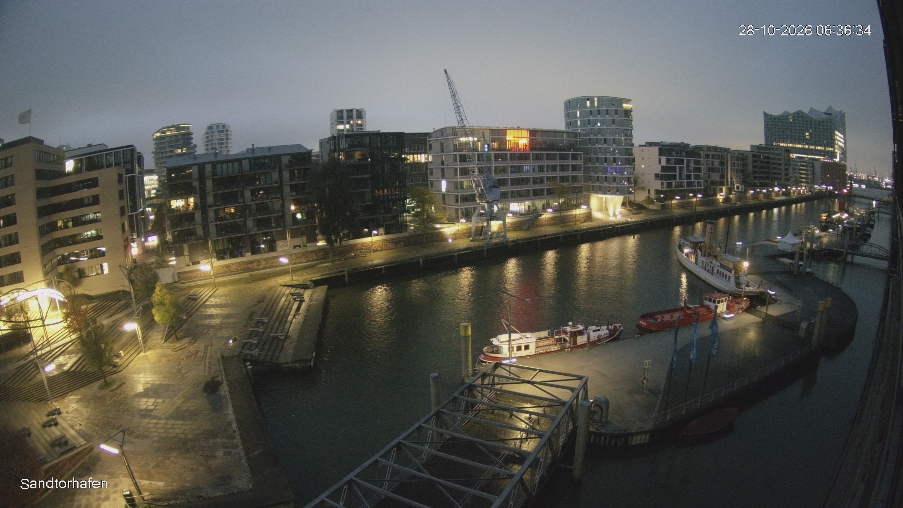 Archiv Foto Webcam Hamburg: HafenCity und Elbphilharmonie