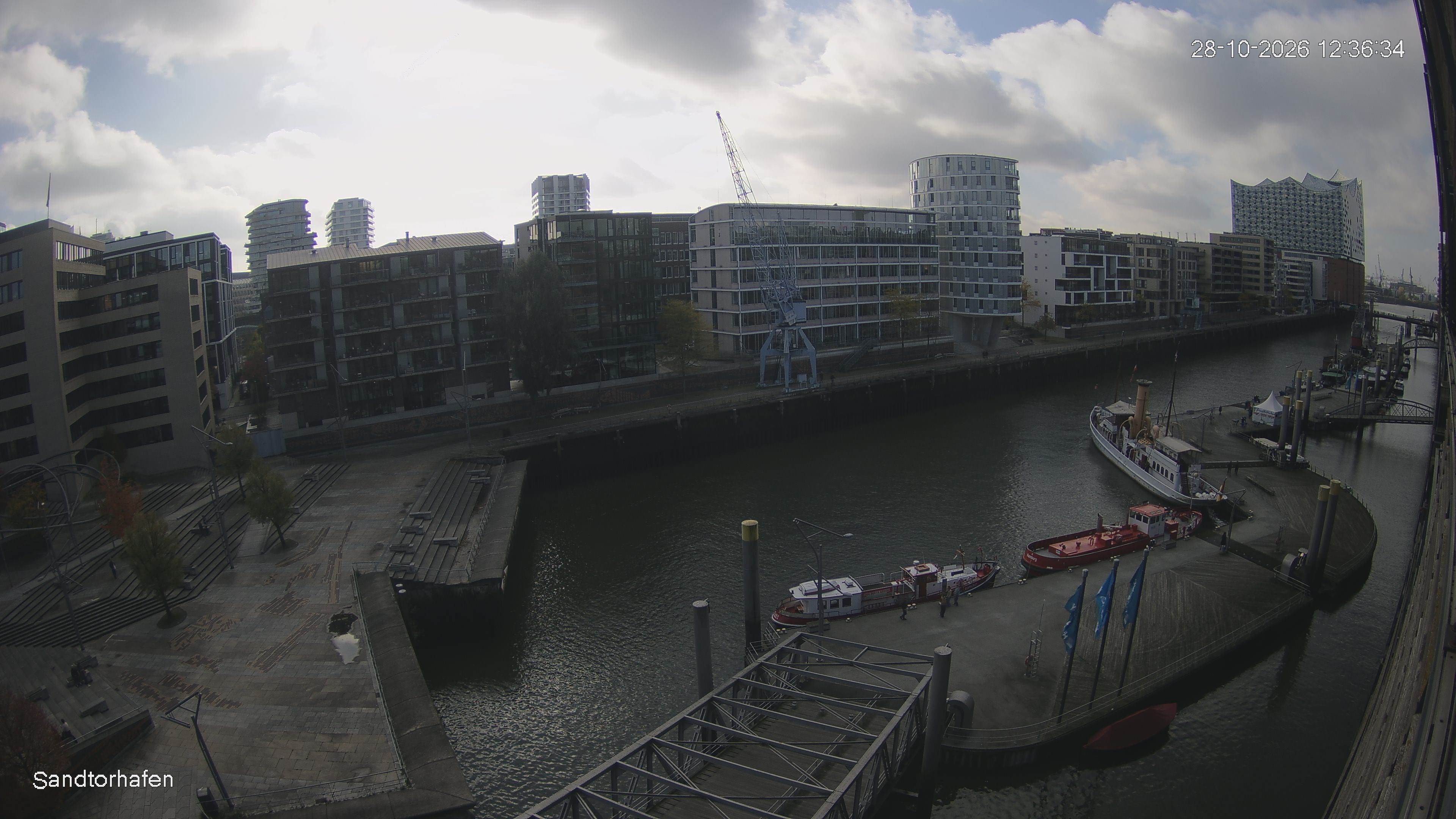 Archiv Foto Webcam Hamburg: HafenCity und Elbphilharmonie