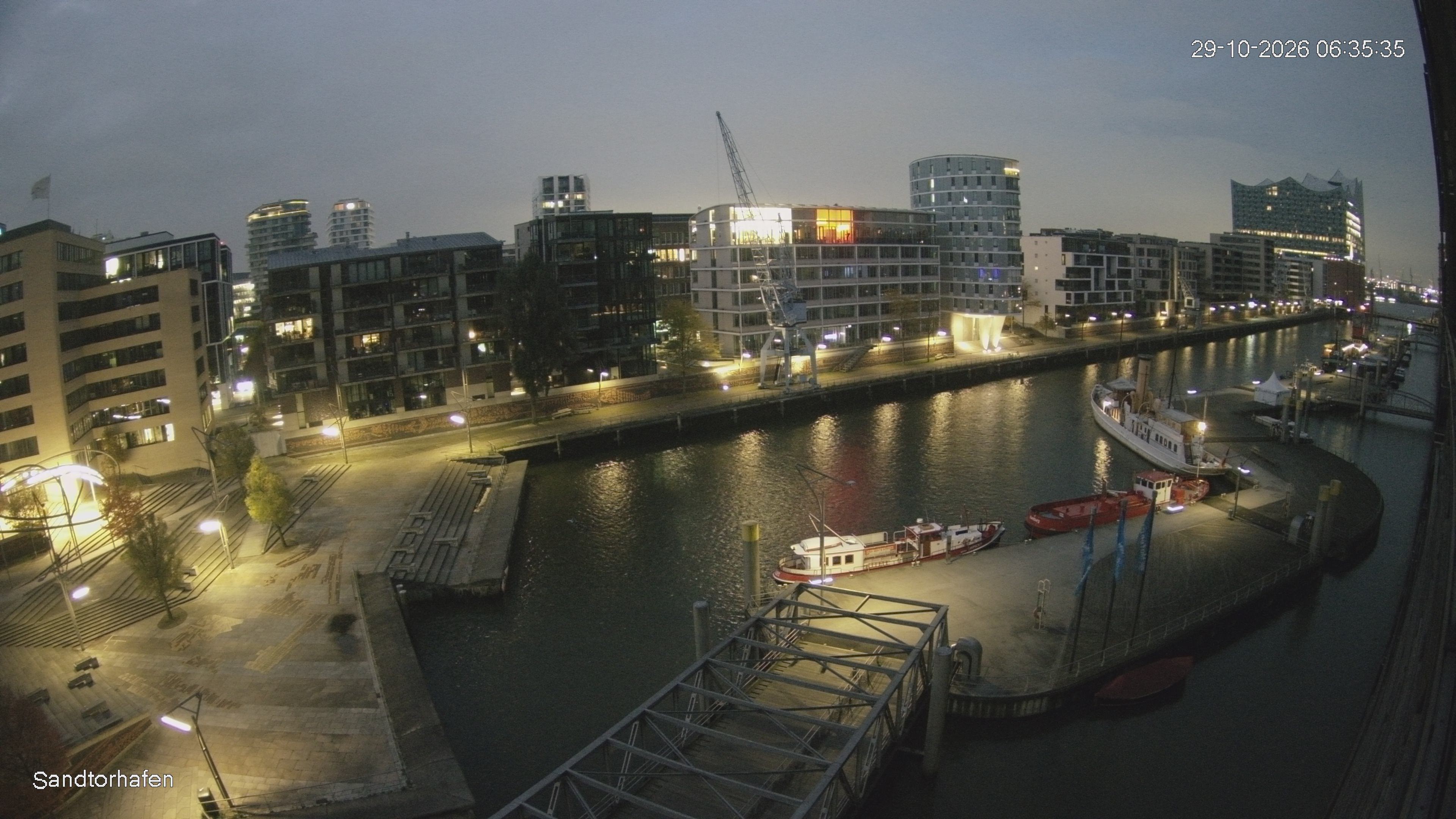 Archived image Webcam Harbour Hall Hamburg