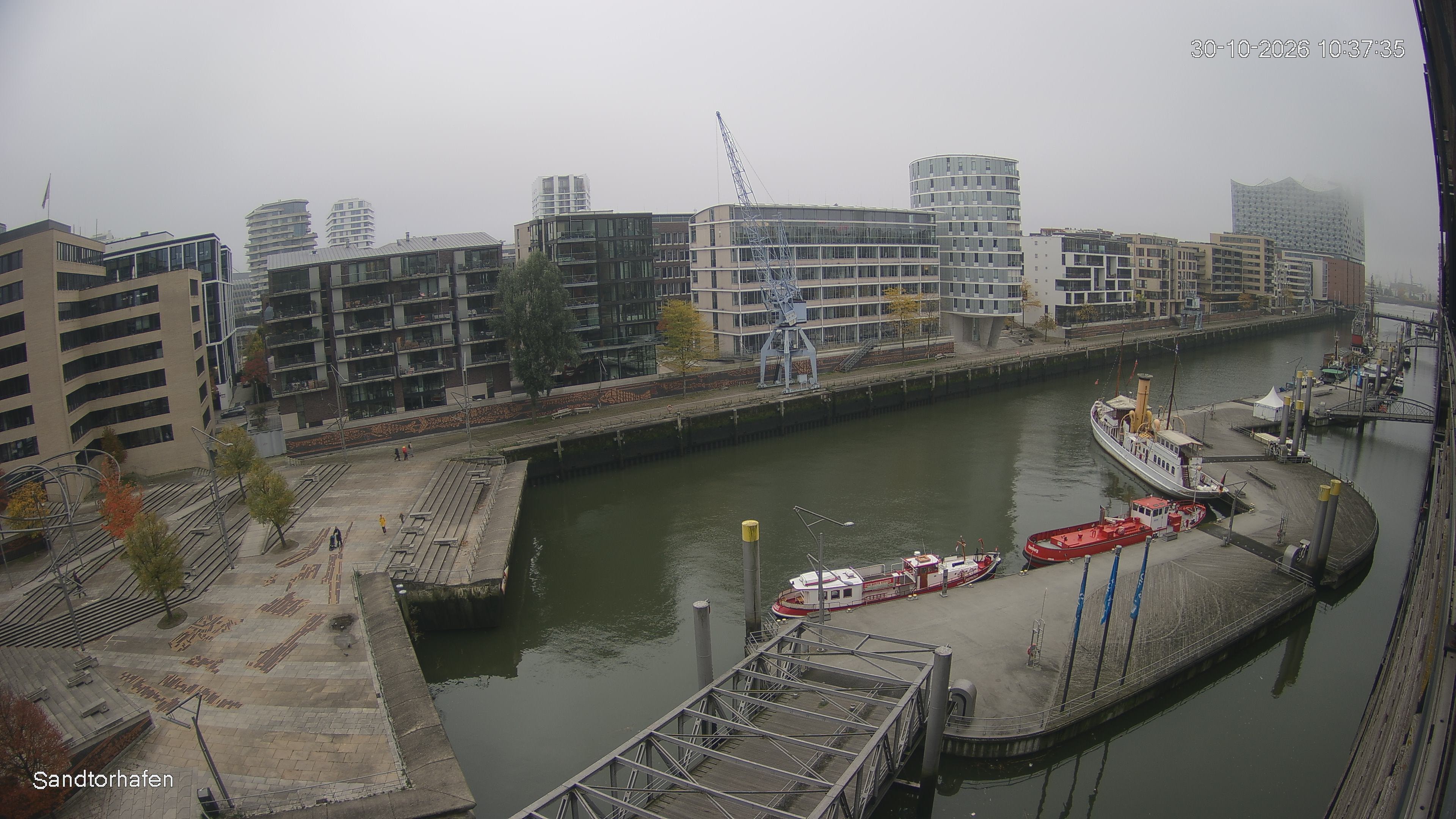 Archiv Foto Webcam Hamburg: HafenCity und Elbphilharmonie