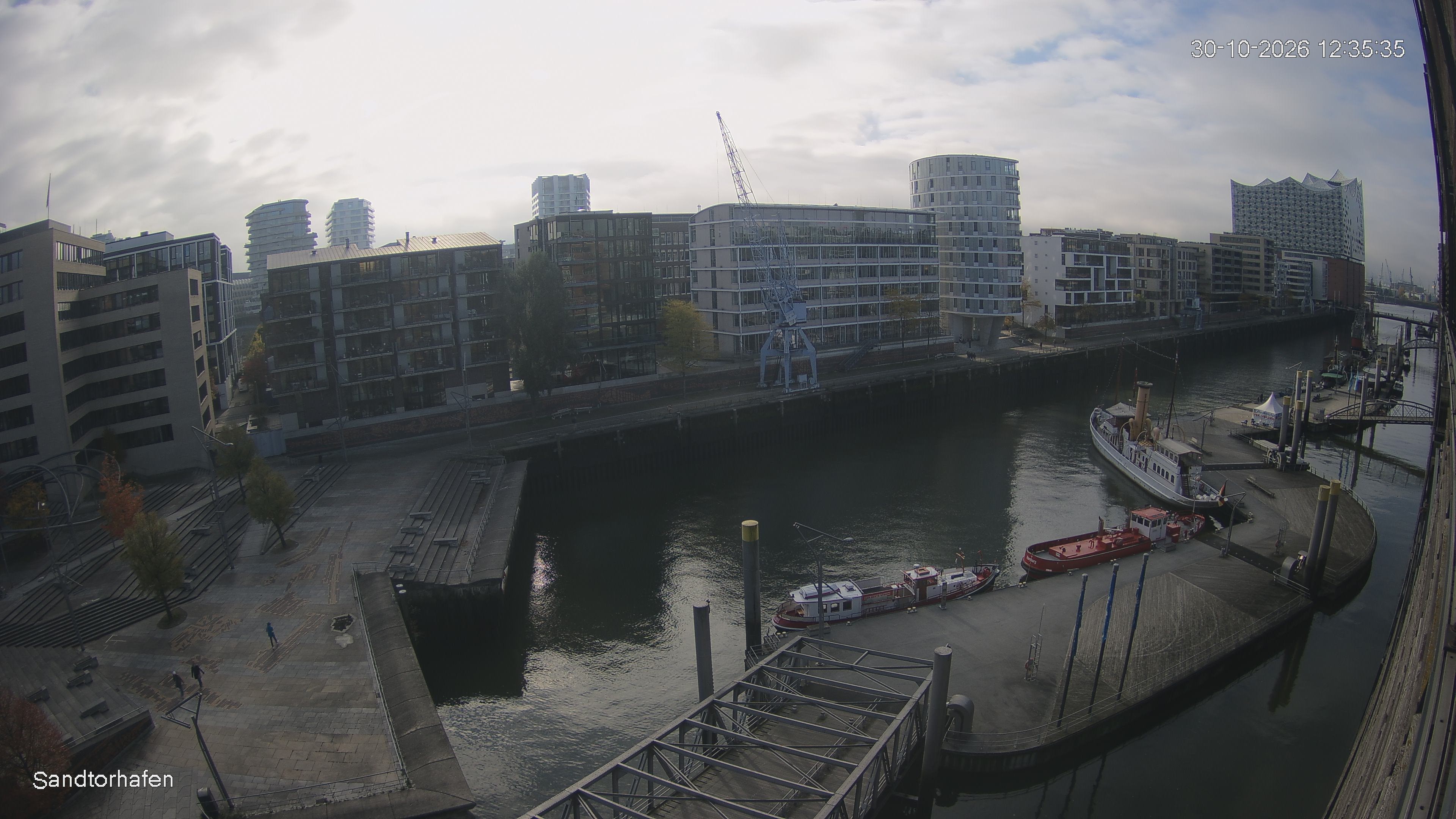 Archiv Foto Webcam Hamburg: HafenCity und Elbphilharmonie