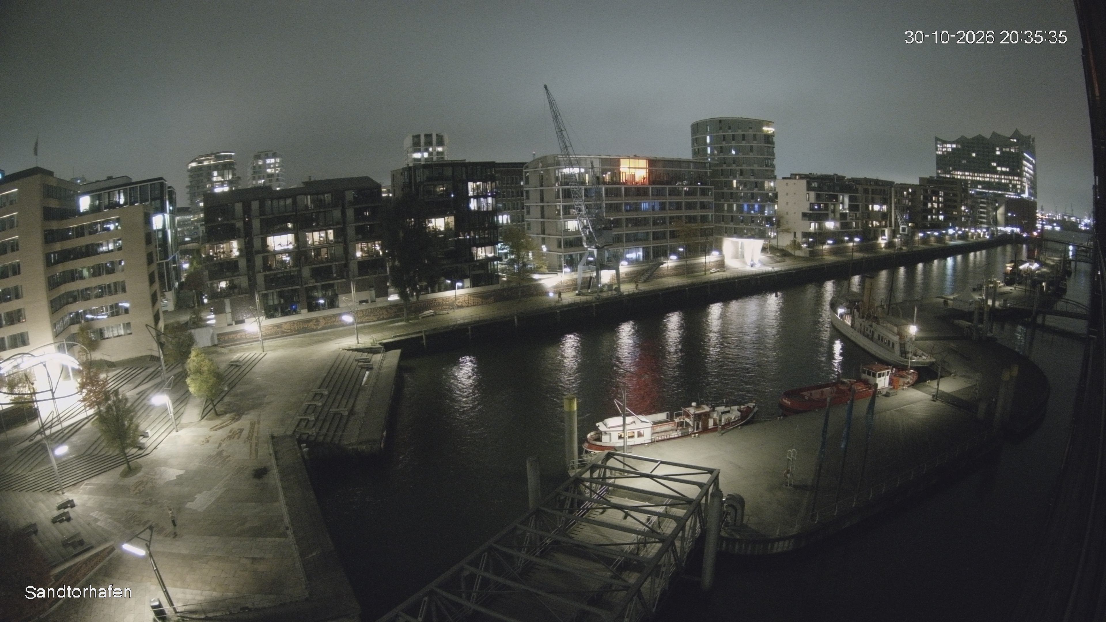 Archiv Foto Webcam Hamburg: HafenCity und Elbphilharmonie