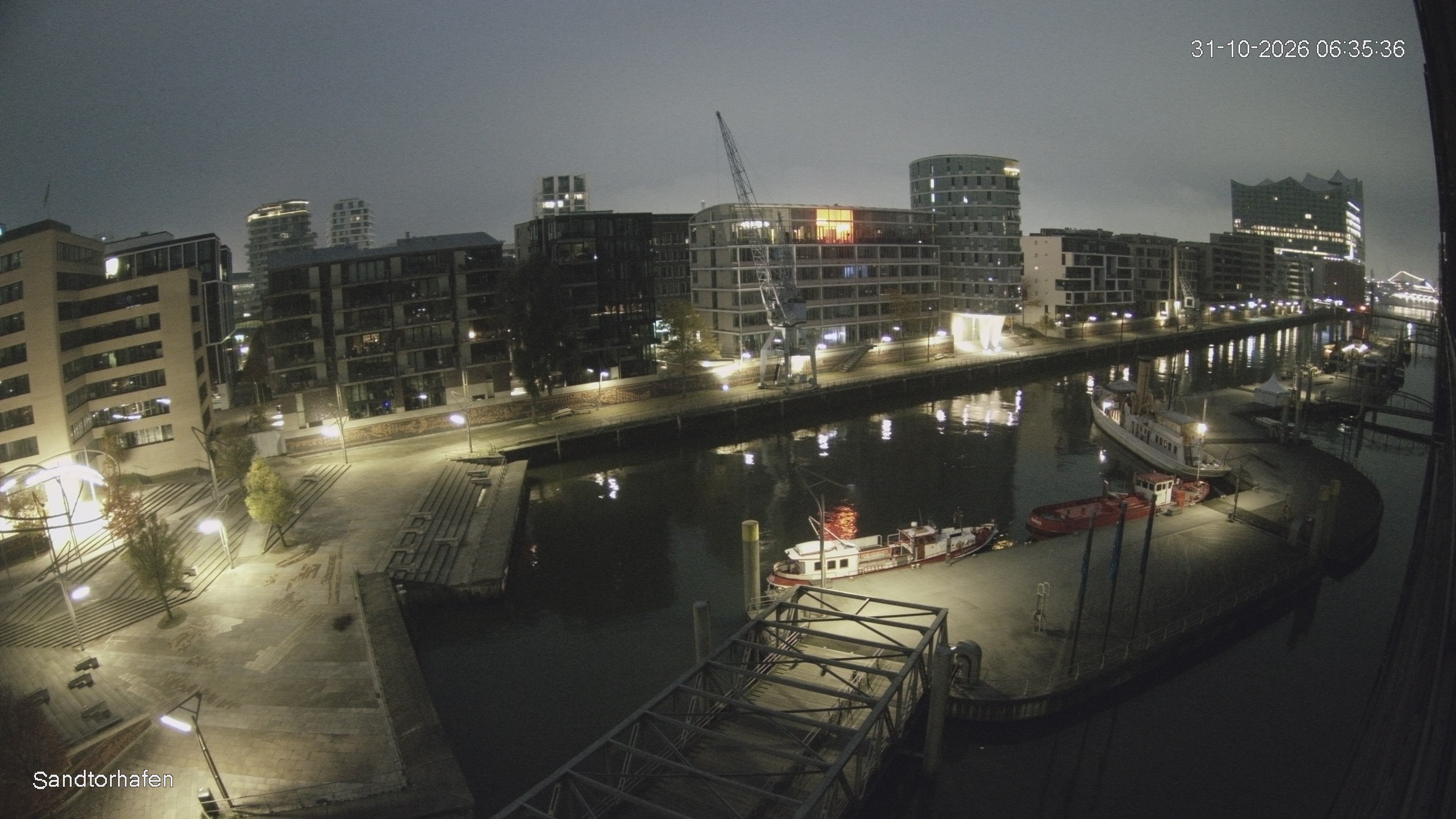 Archiv Foto Webcam Hamburg: HafenCity und Elbphilharmonie