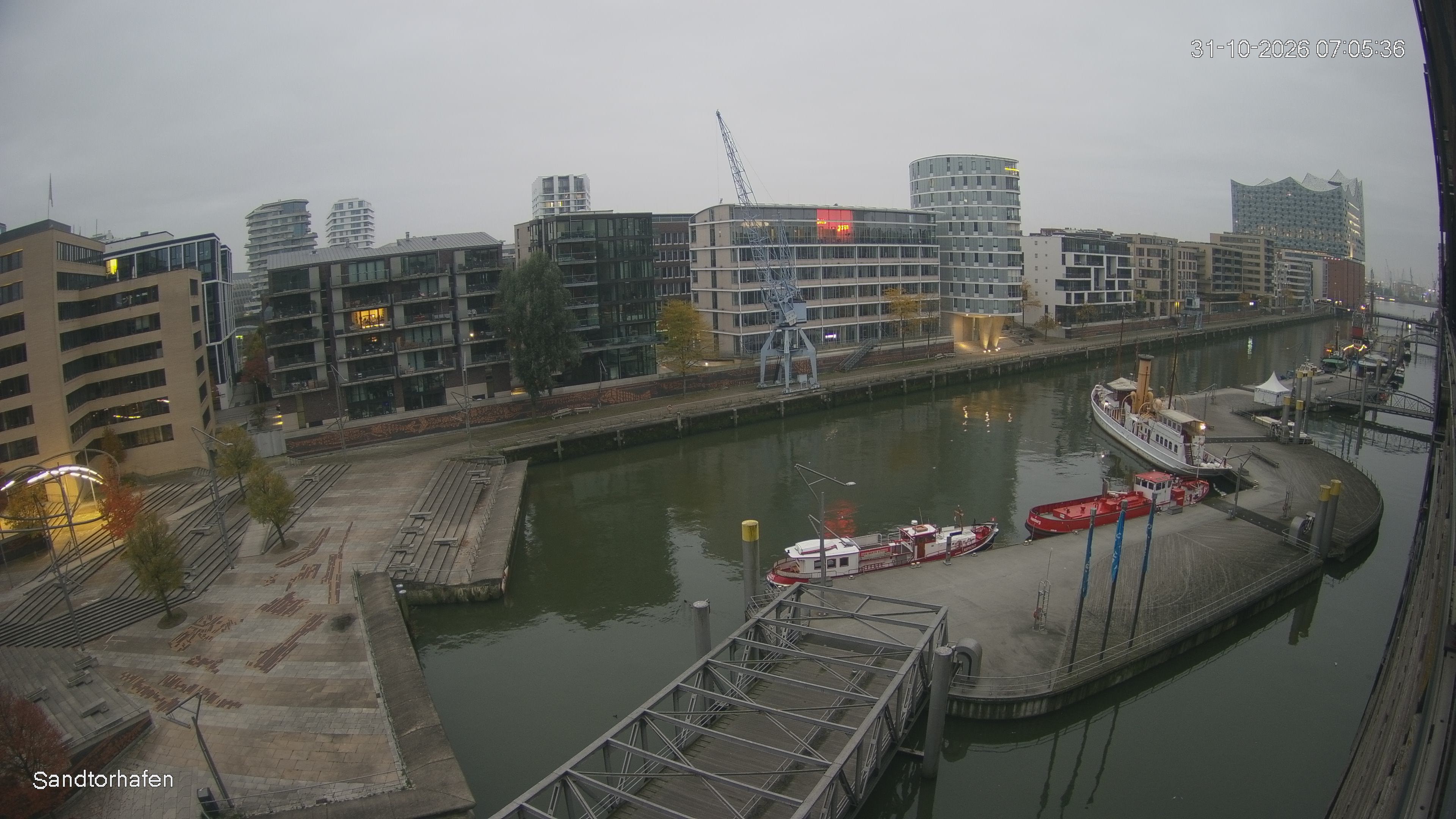 Archived image Webcam Harbour Hall Hamburg
