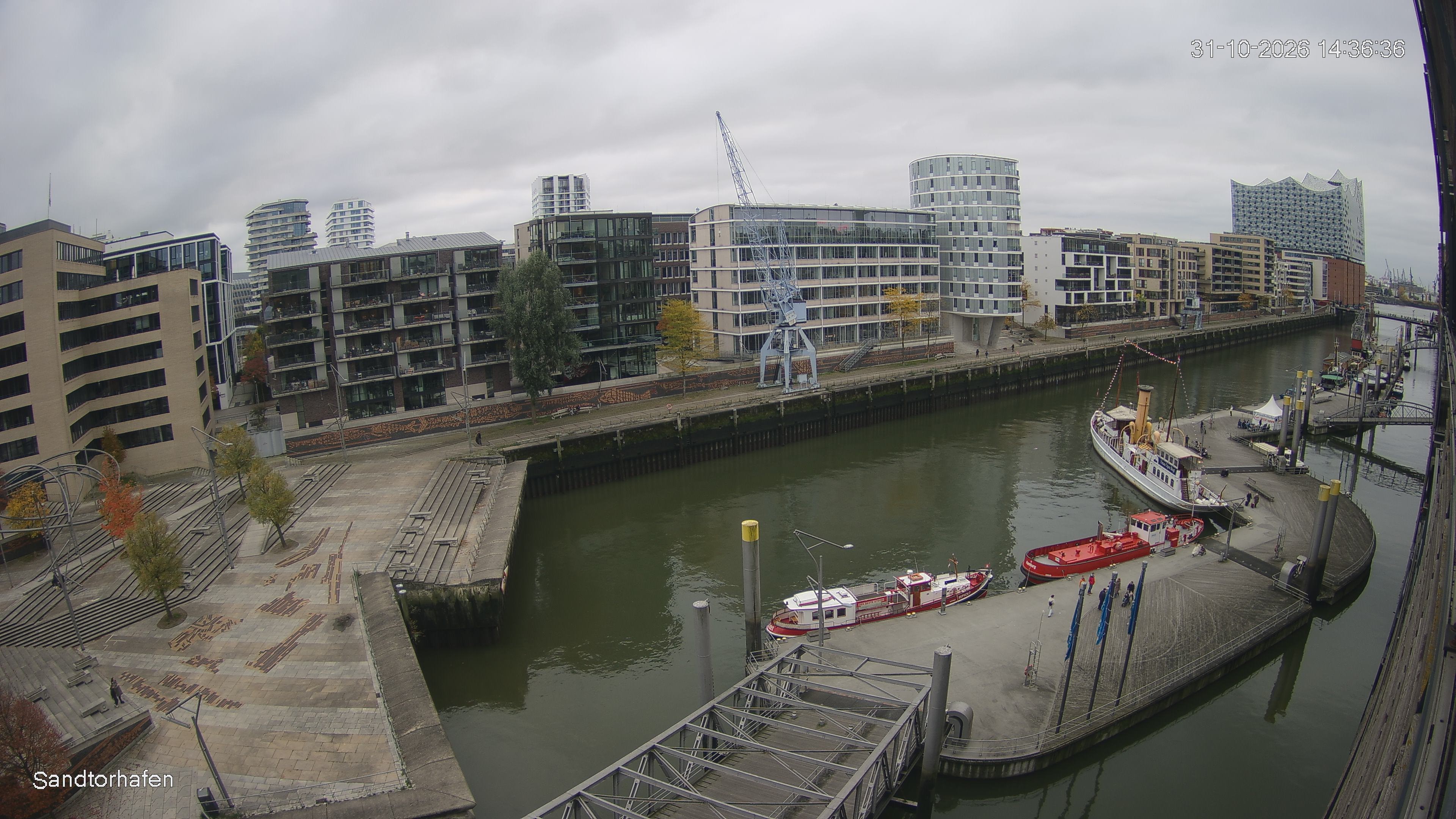 Archived image Webcam Harbour Hall Hamburg