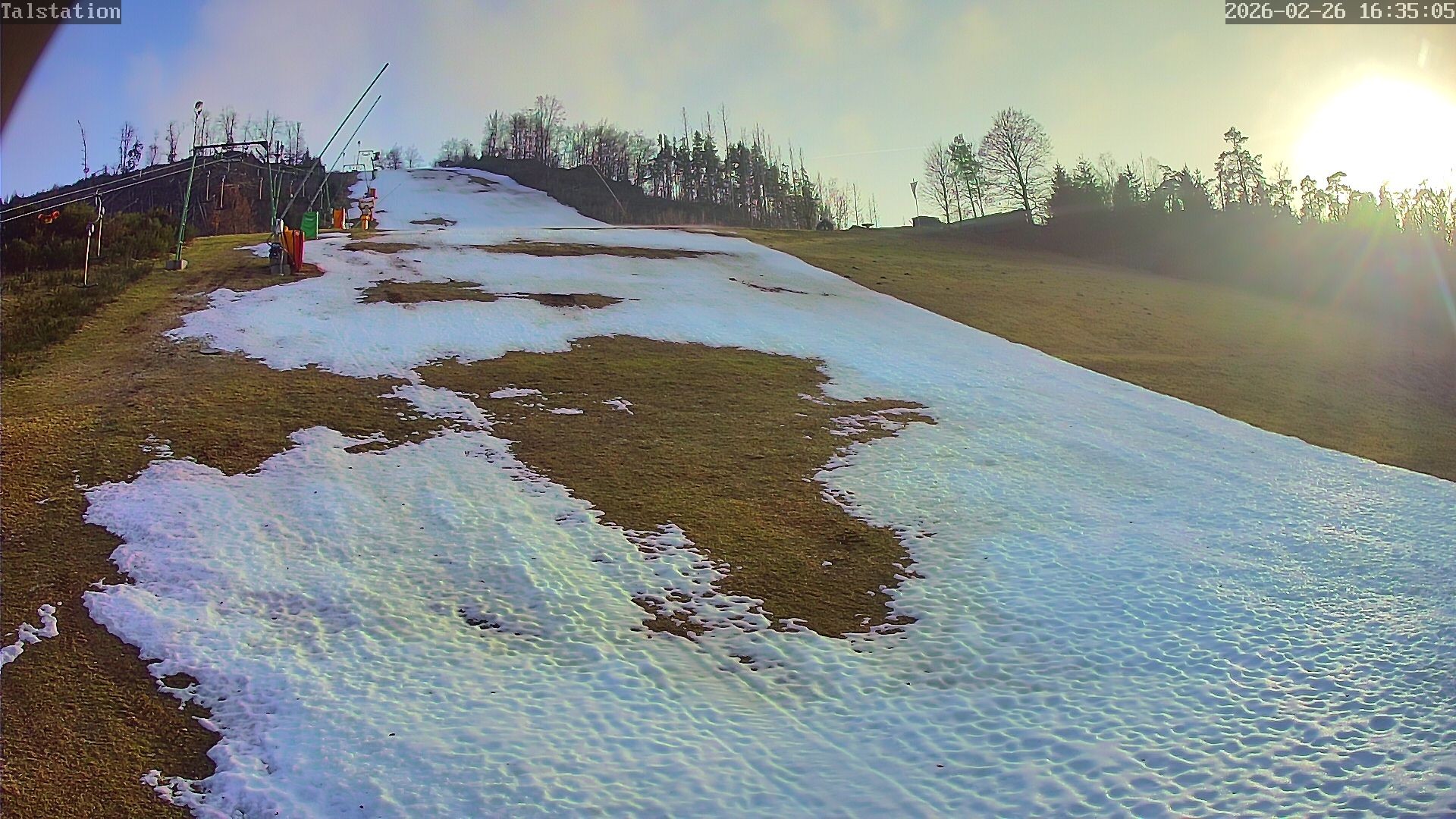 Archived image Webcam Hesselbach surroundings