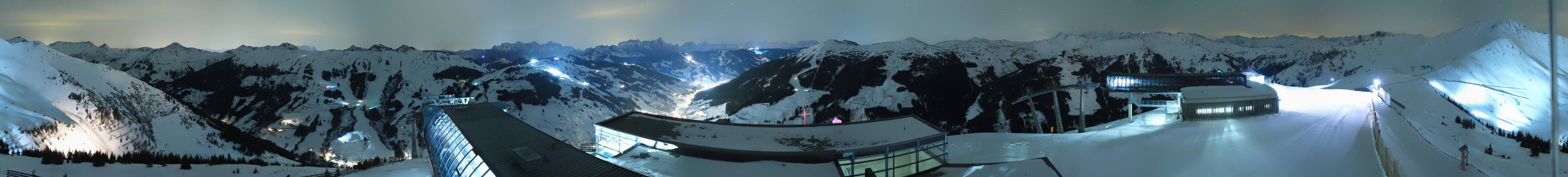 Archived image Webcam Zwölferkogel near Hinterglemm