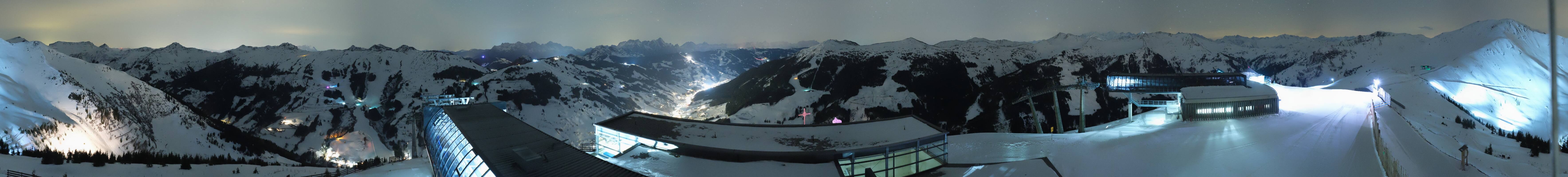 Archived image Webcam Zwölferkogel near Hinterglemm