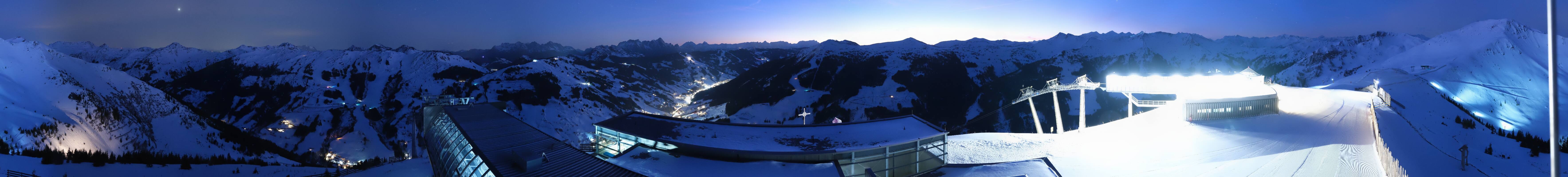 Archived image Webcam Zwölferkogel near Hinterglemm