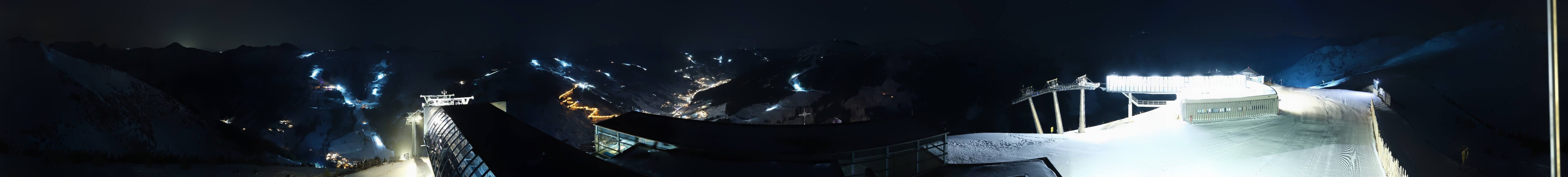 Archived image Webcam Zwölferkogel near Hinterglemm