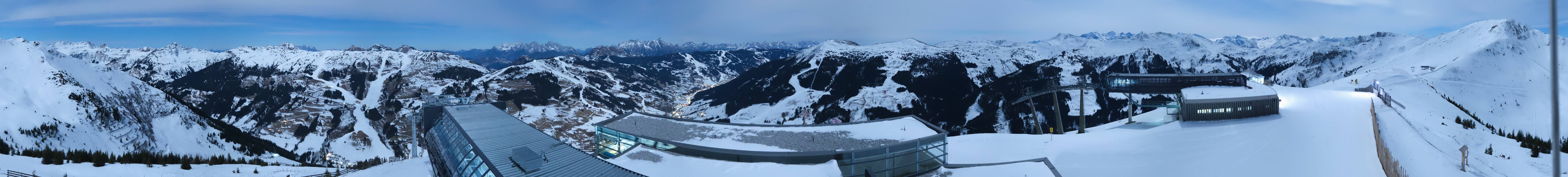 Archived image Webcam Zwölferkogel near Hinterglemm