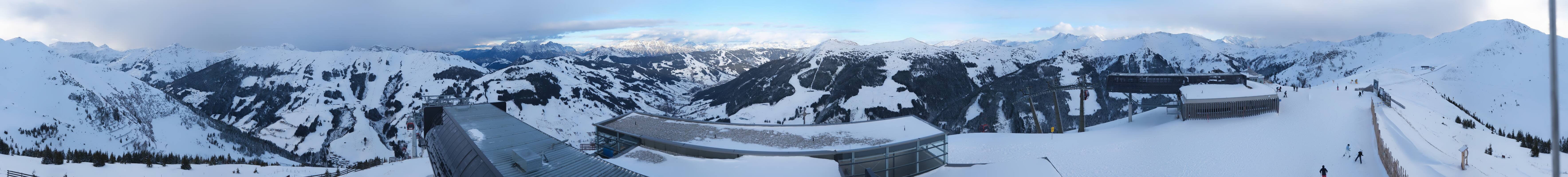 Archived image Webcam Zwölferkogel near Hinterglemm