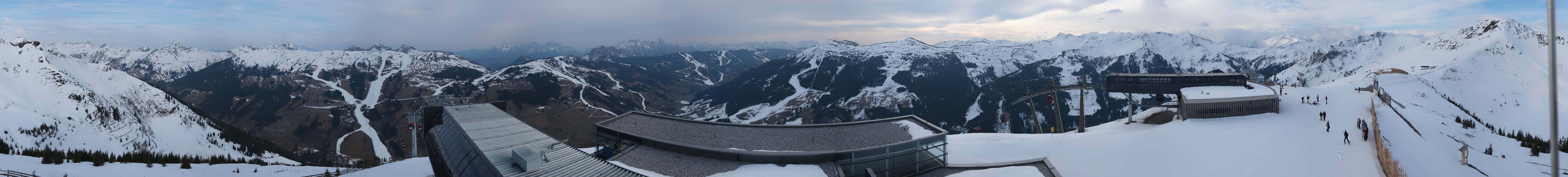 Archived image Webcam Zwölferkogel near Hinterglemm