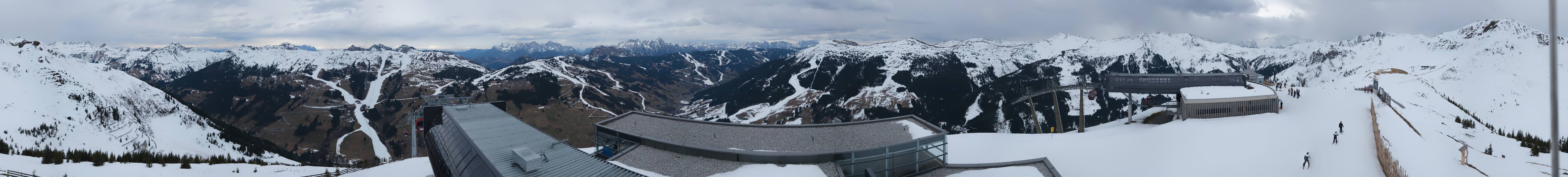 Archived image Webcam Zwölferkogel near Hinterglemm