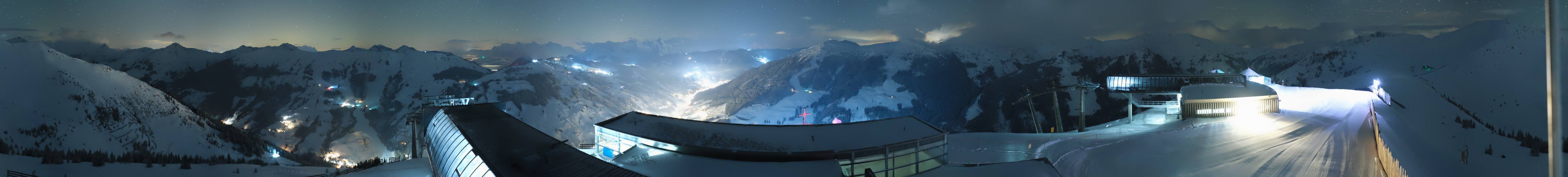 Archived image Webcam Zwölferkogel near Hinterglemm