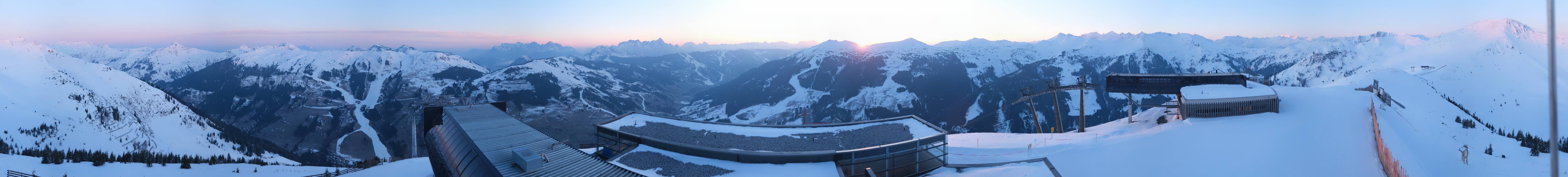 Archived image Webcam Zwölferkogel near Hinterglemm