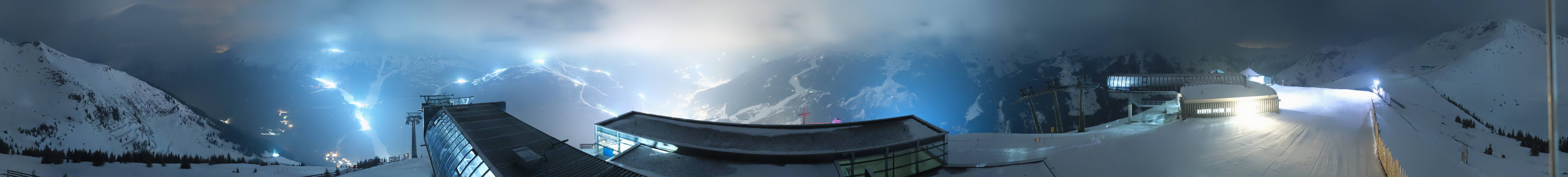 Archived image Webcam Zwölferkogel near Hinterglemm