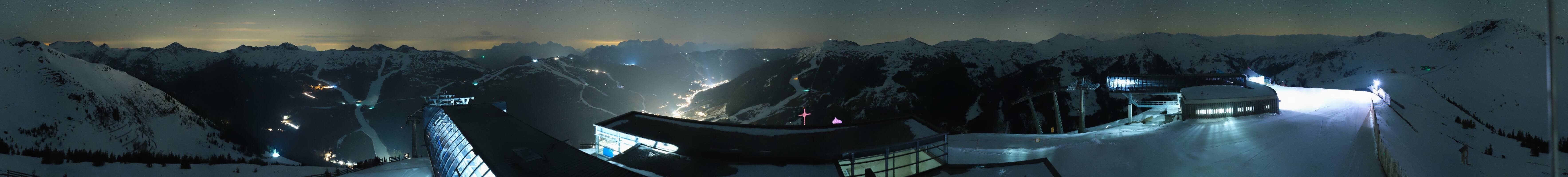 Archived image Webcam Zwölferkogel near Hinterglemm