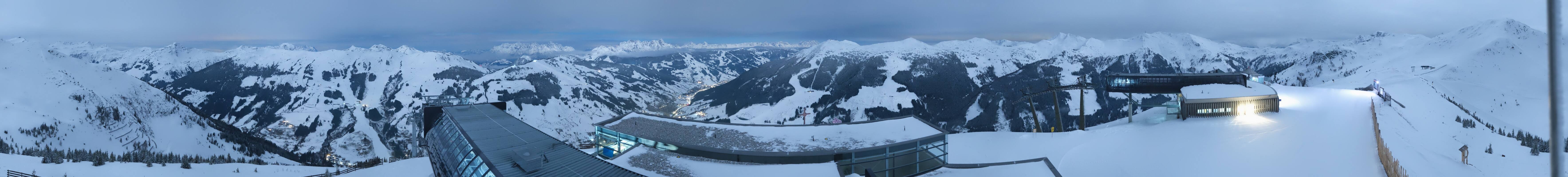 Archived image Webcam Zwölferkogel near Hinterglemm