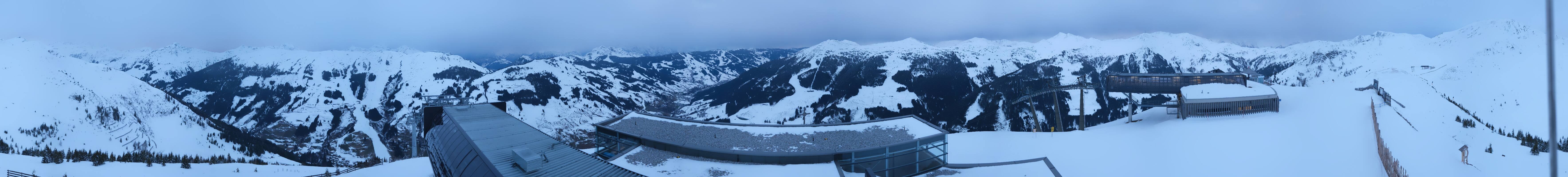 Archived image Webcam Zwölferkogel near Hinterglemm