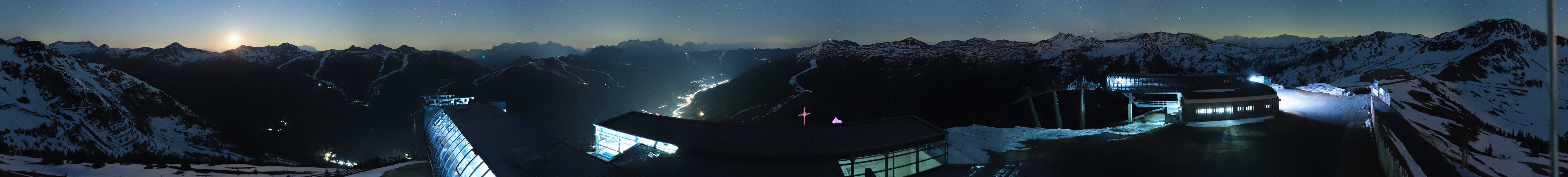 Archived image Webcam Zwölferkogel near Hinterglemm