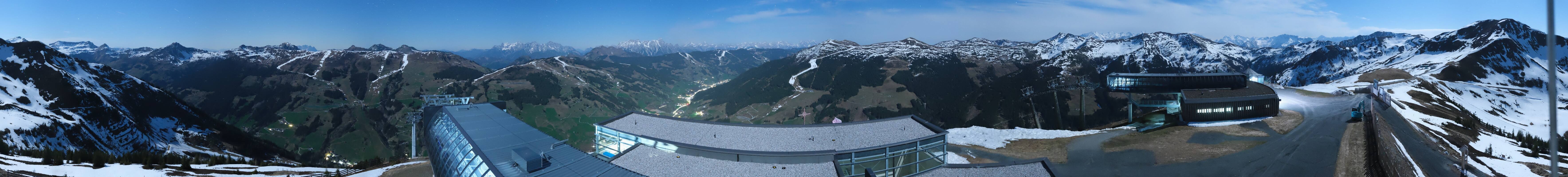 Archived image Webcam Zwölferkogel near Hinterglemm