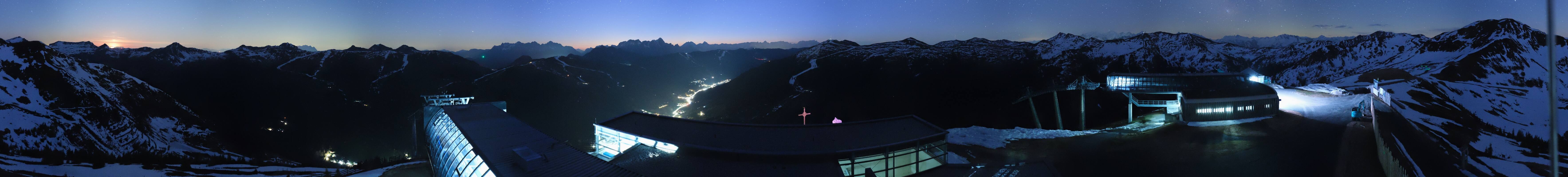 Archived image Webcam Zwölferkogel near Hinterglemm