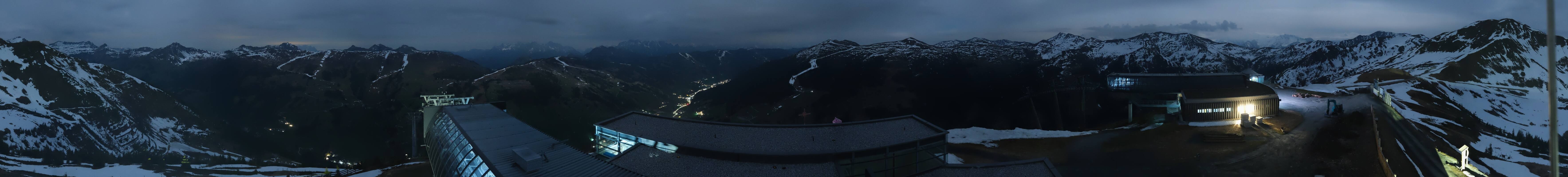 Archived image Webcam Zwölferkogel near Hinterglemm