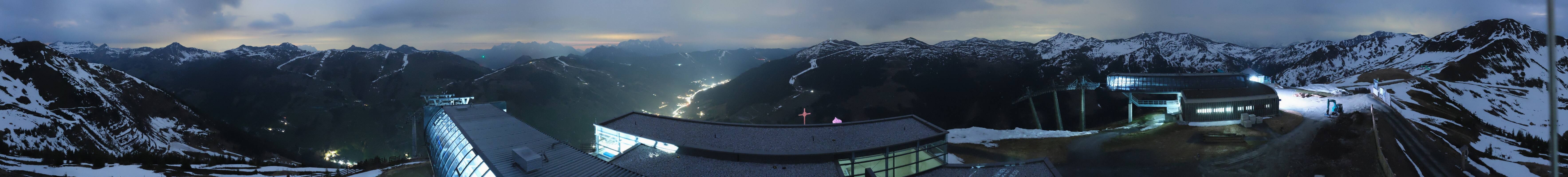 Archived image Webcam Zwölferkogel near Hinterglemm