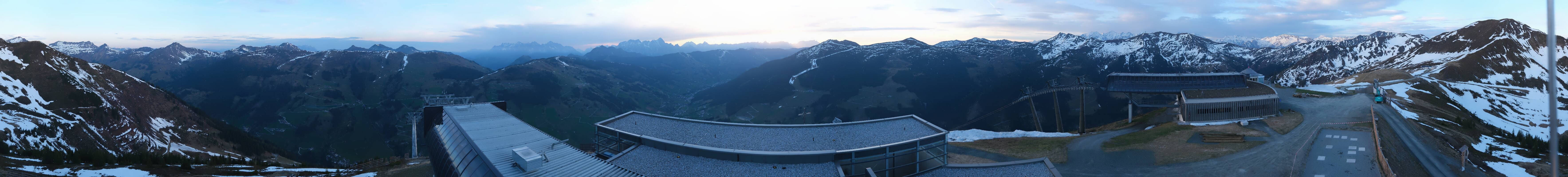 Archived image Webcam Zwölferkogel near Hinterglemm