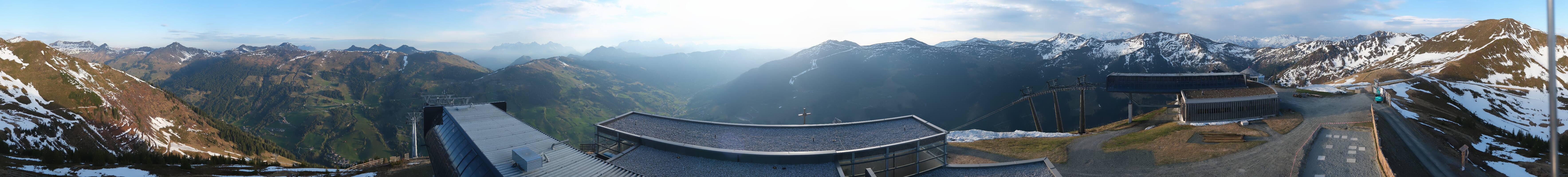 Archived image Webcam Zwölferkogel near Hinterglemm