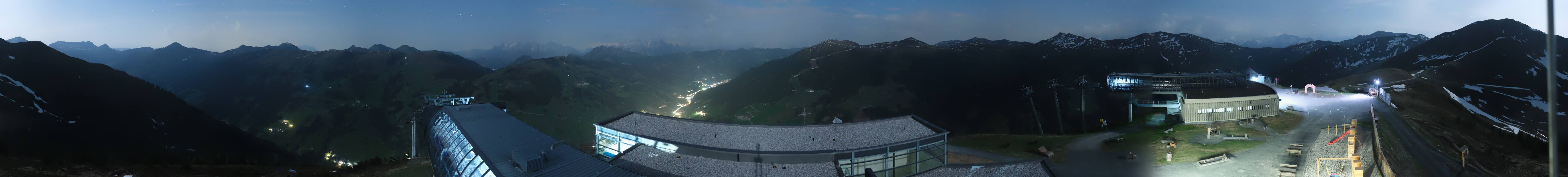 Archived image Webcam Zwölferkogel near Hinterglemm